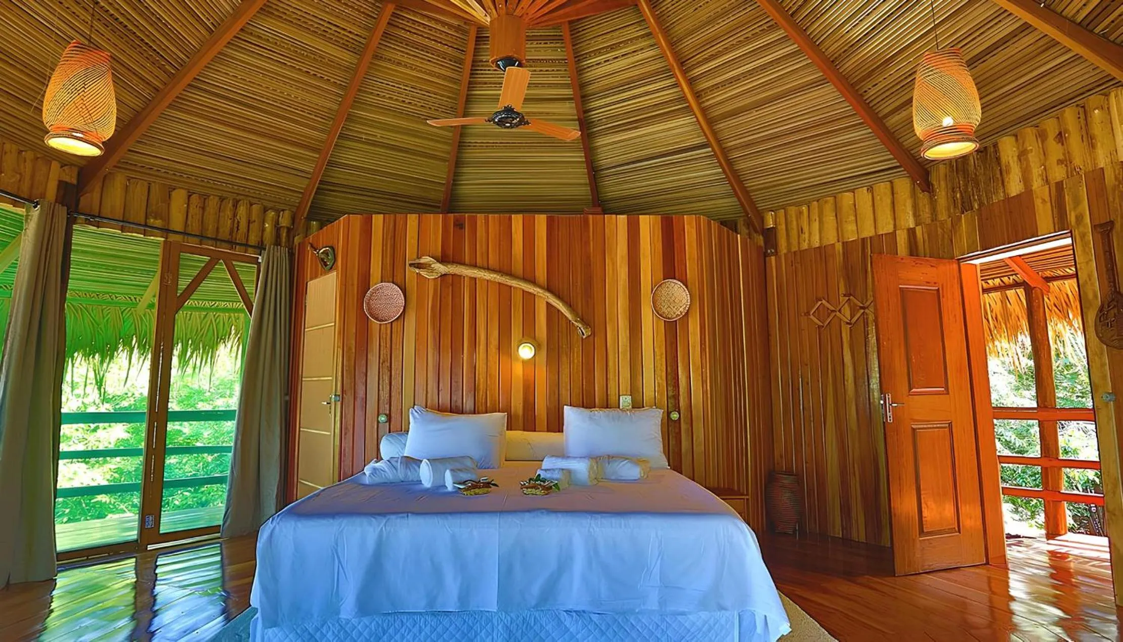 Bed in Juma Amazon Lodge