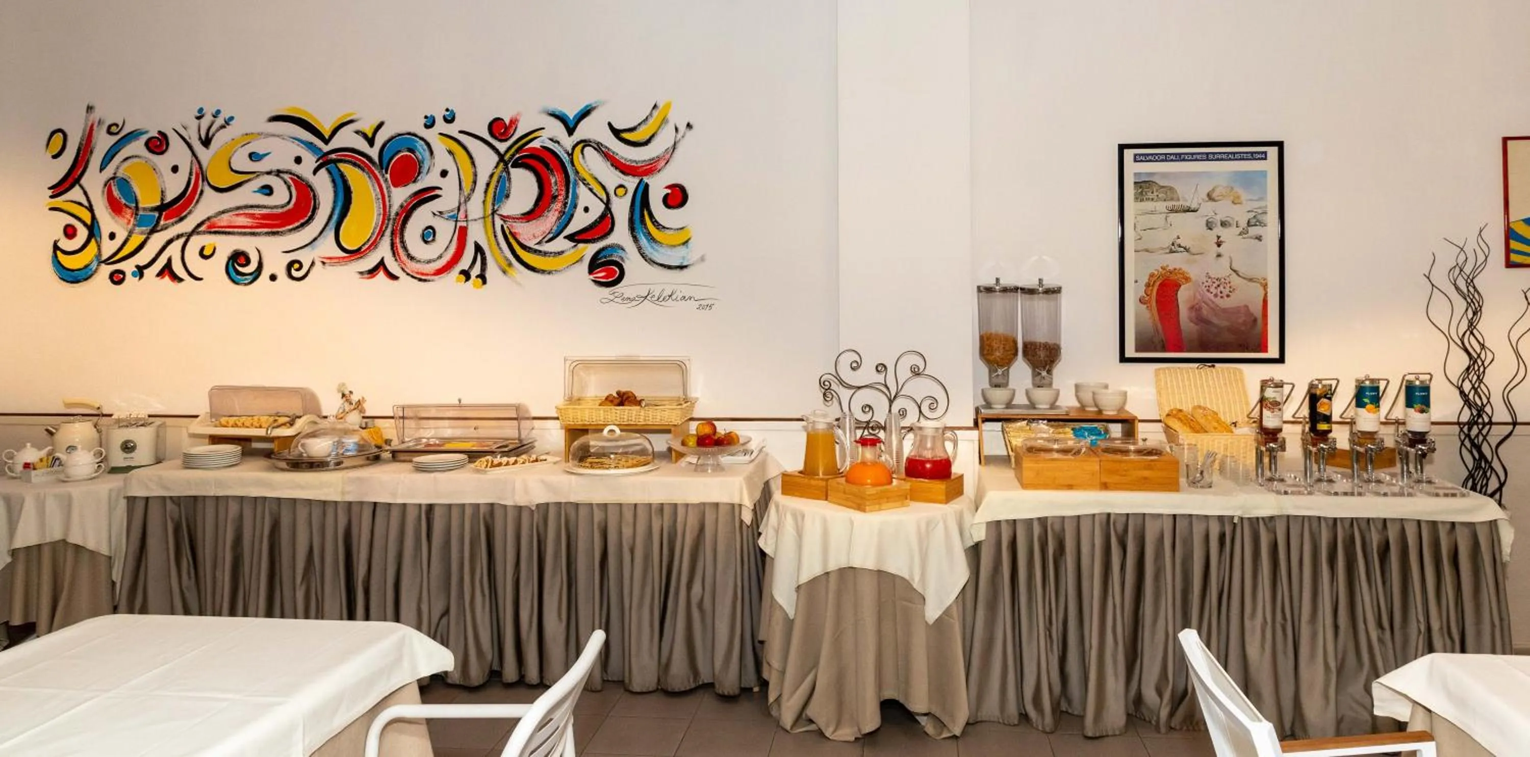 Breakfast in Hotel Solarium