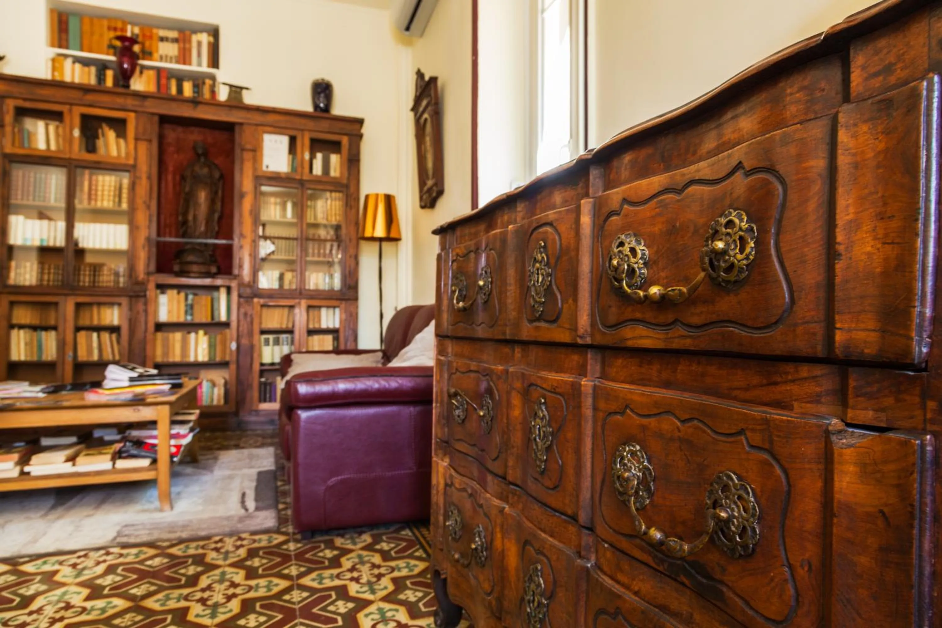 Communal lounge/ TV room in Logis Hôtel - Restaurant Résidence Les Cèdres