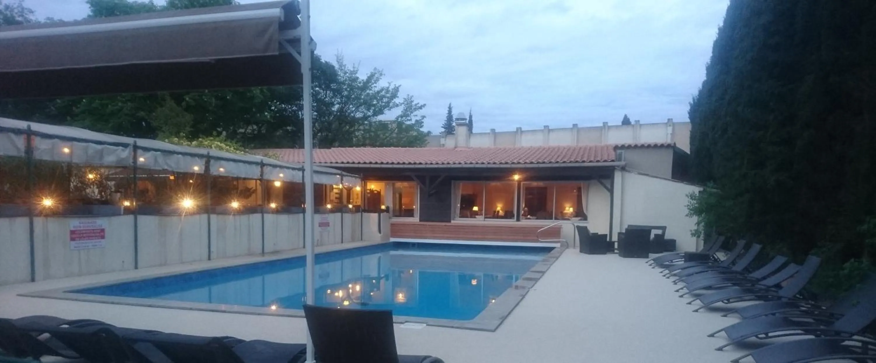 Day in Logis Hôtel - Restaurant Résidence Les Cèdres