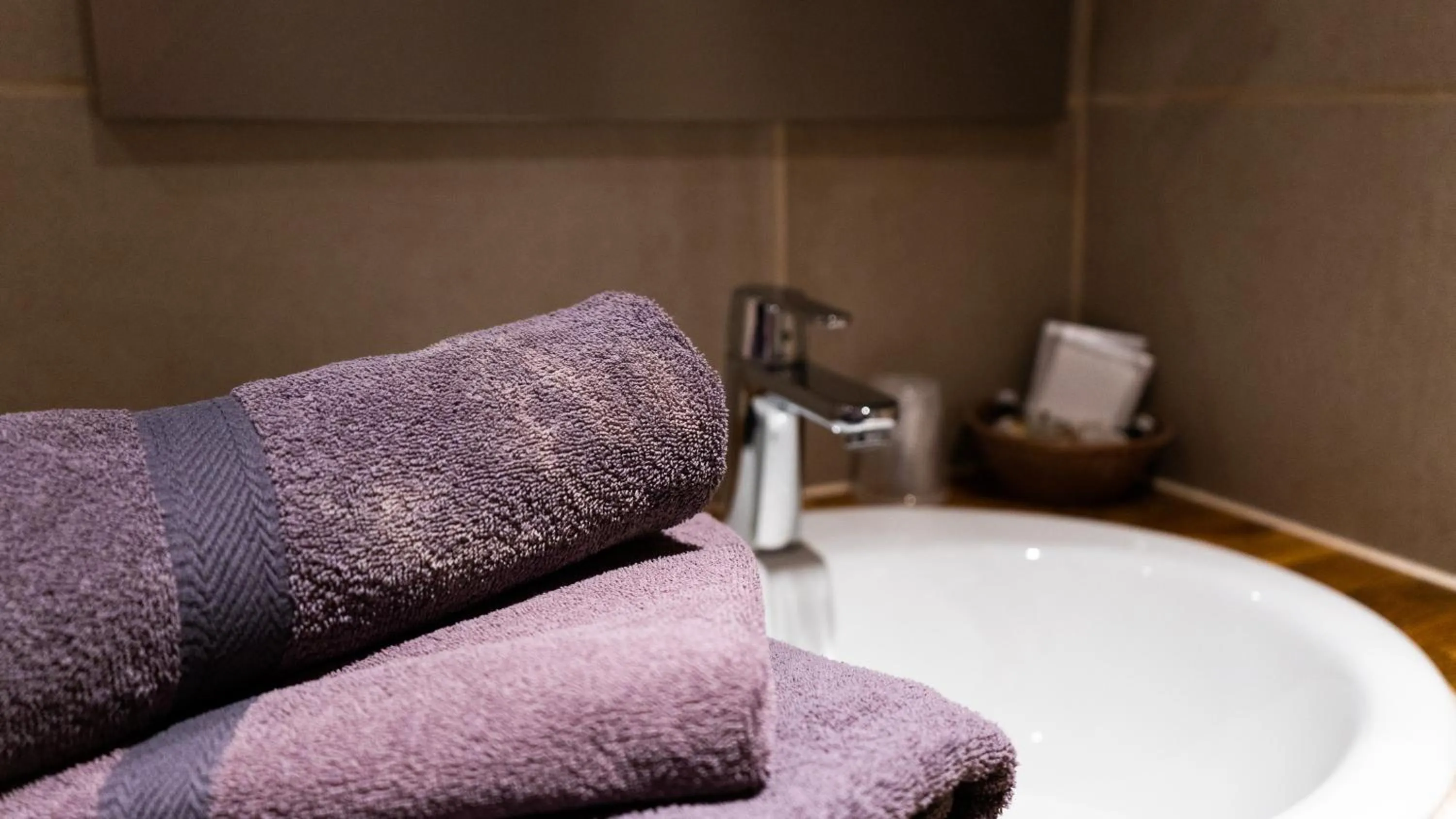 Bathroom in Logis Hôtel - Restaurant Résidence Les Cèdres