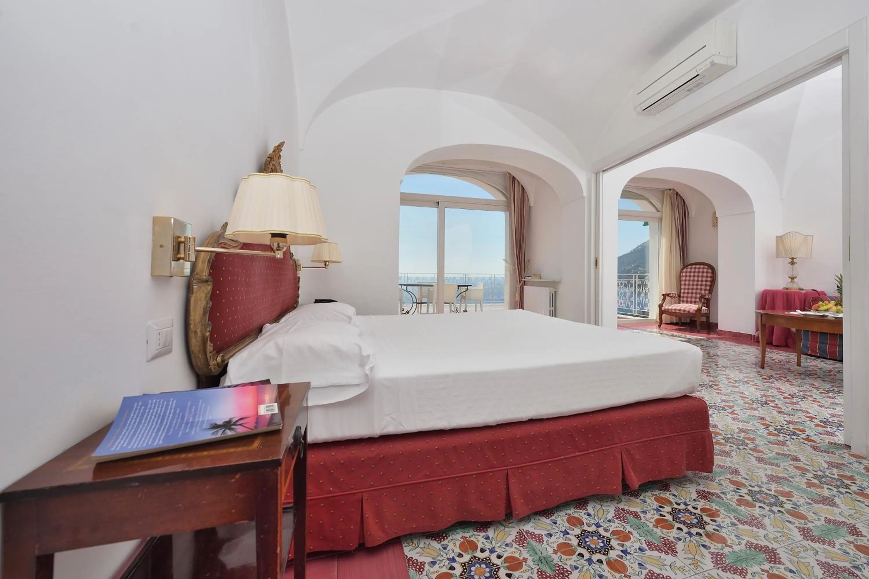 Photo of the whole room, Bed in Hotel Luna Convento