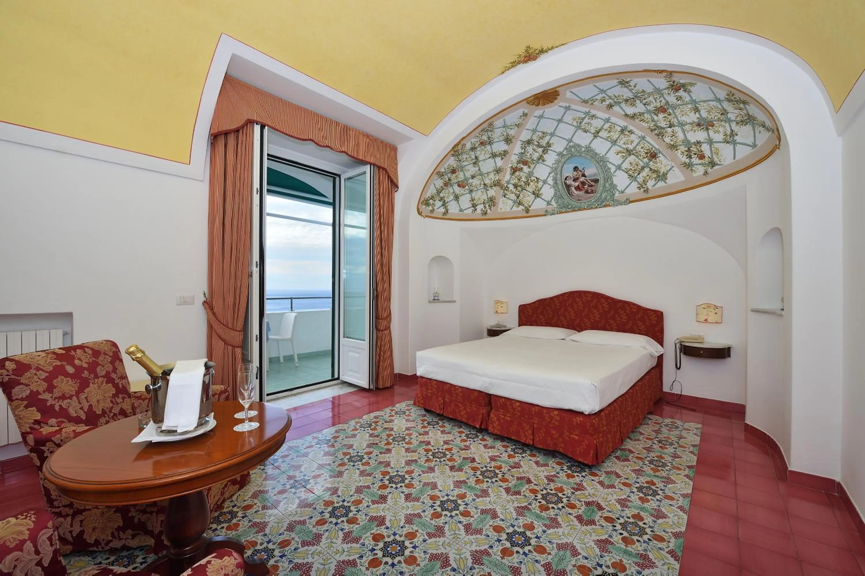 Bedroom, Bed in Hotel Luna Convento