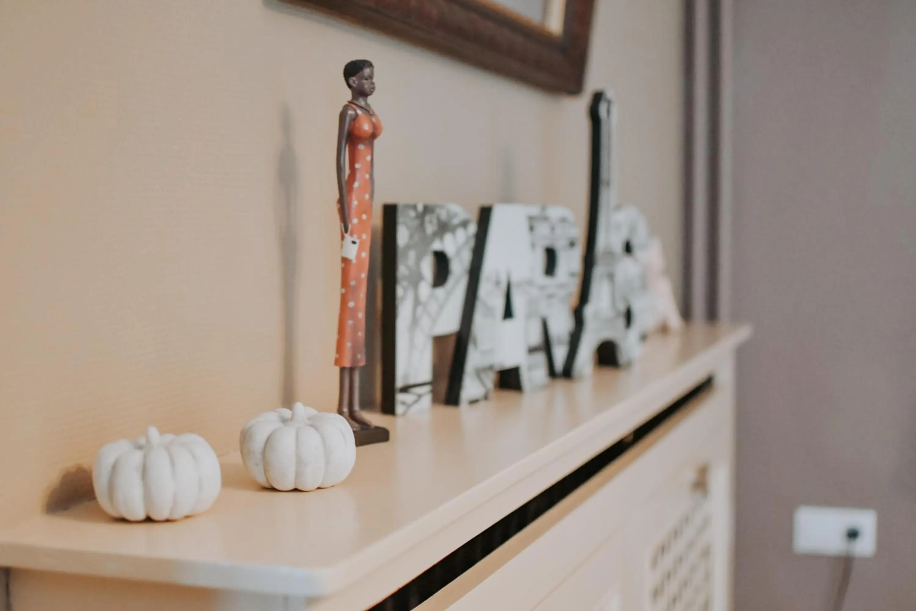 Decorative detail in Auberge De La Gaichel