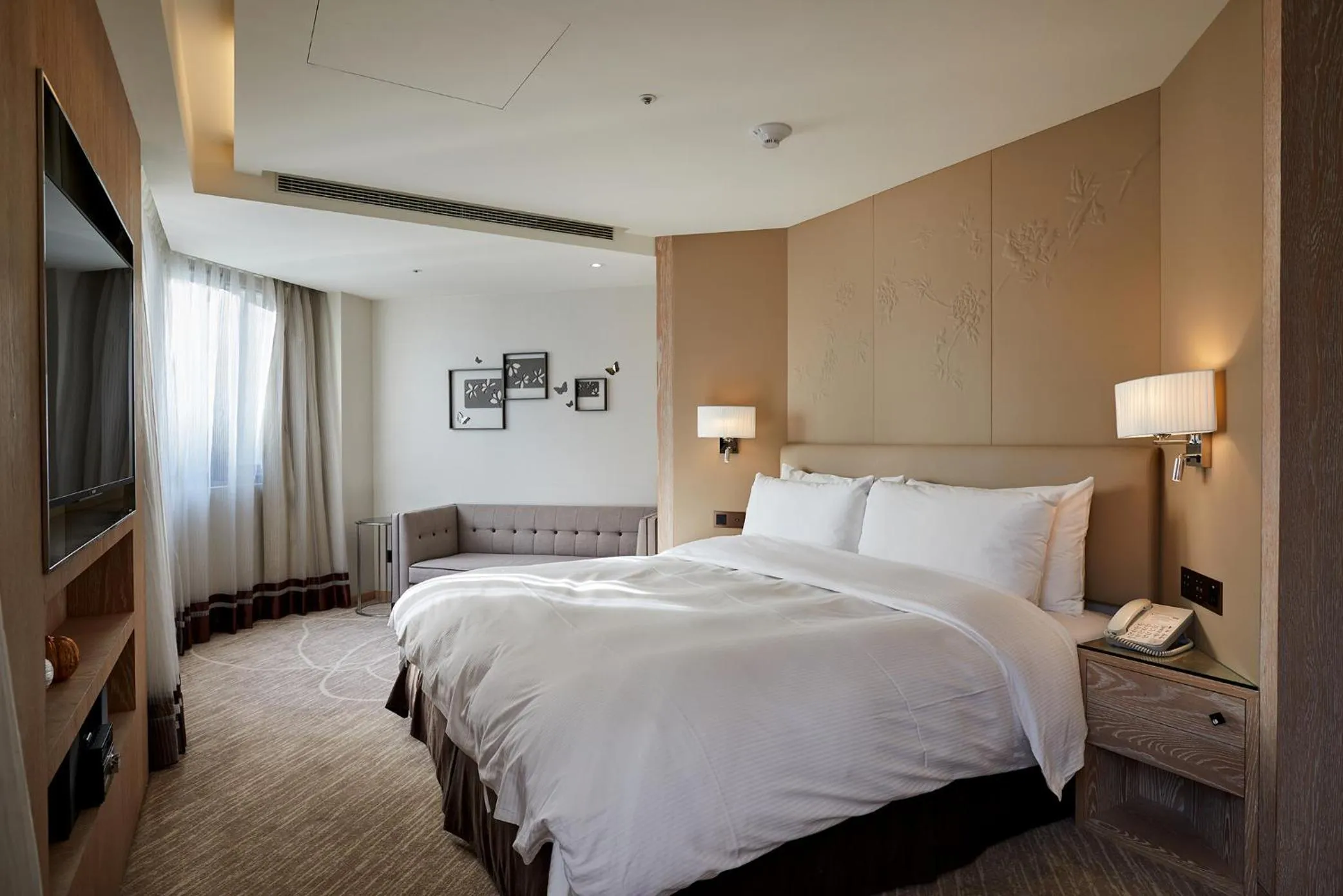 Photo of the whole room, Bed in K Hotel Taipei Chang-An