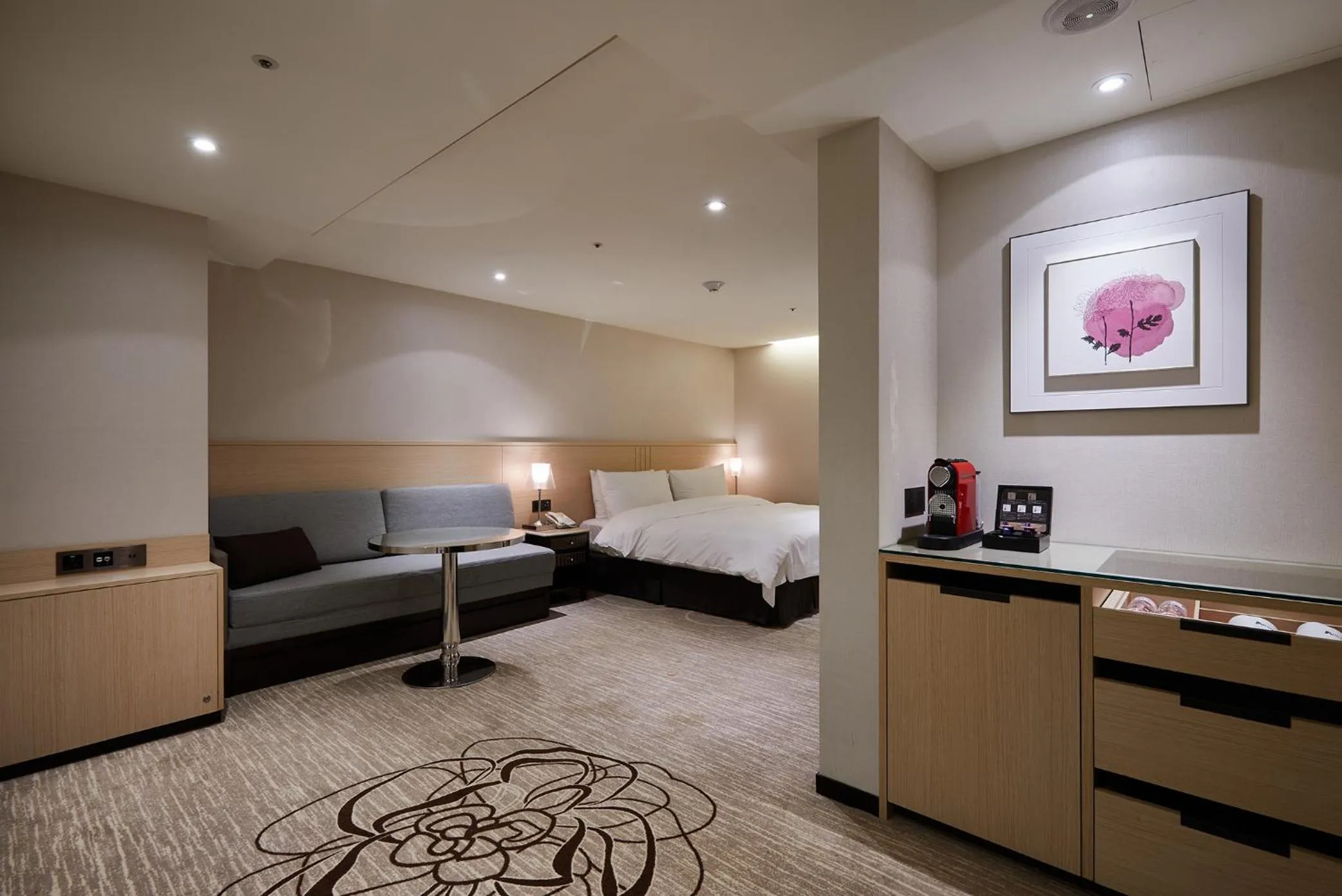 On site, Bed in K Hotel Taipei Chang-An