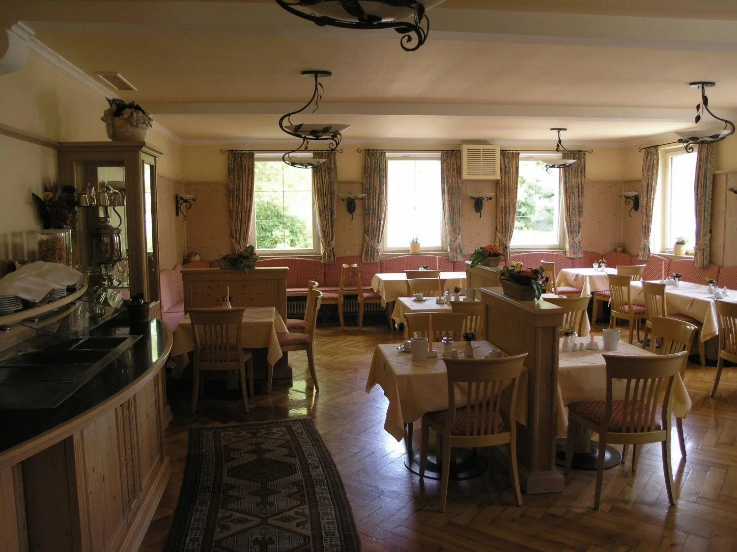 Restaurant/places to eat in Bed & Breakfast Bulligan
