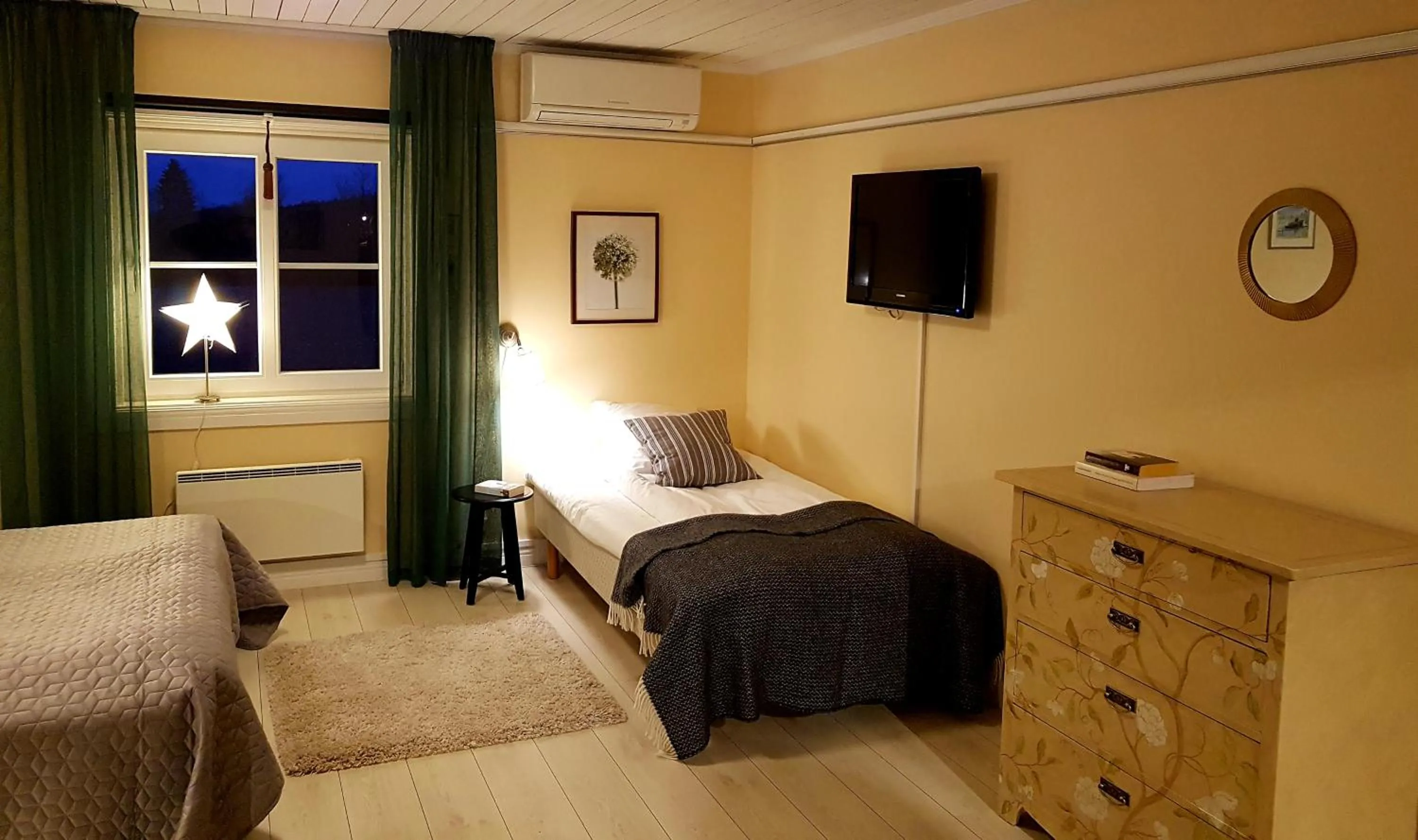 Photo of the whole room in Ulvsby Herrgård