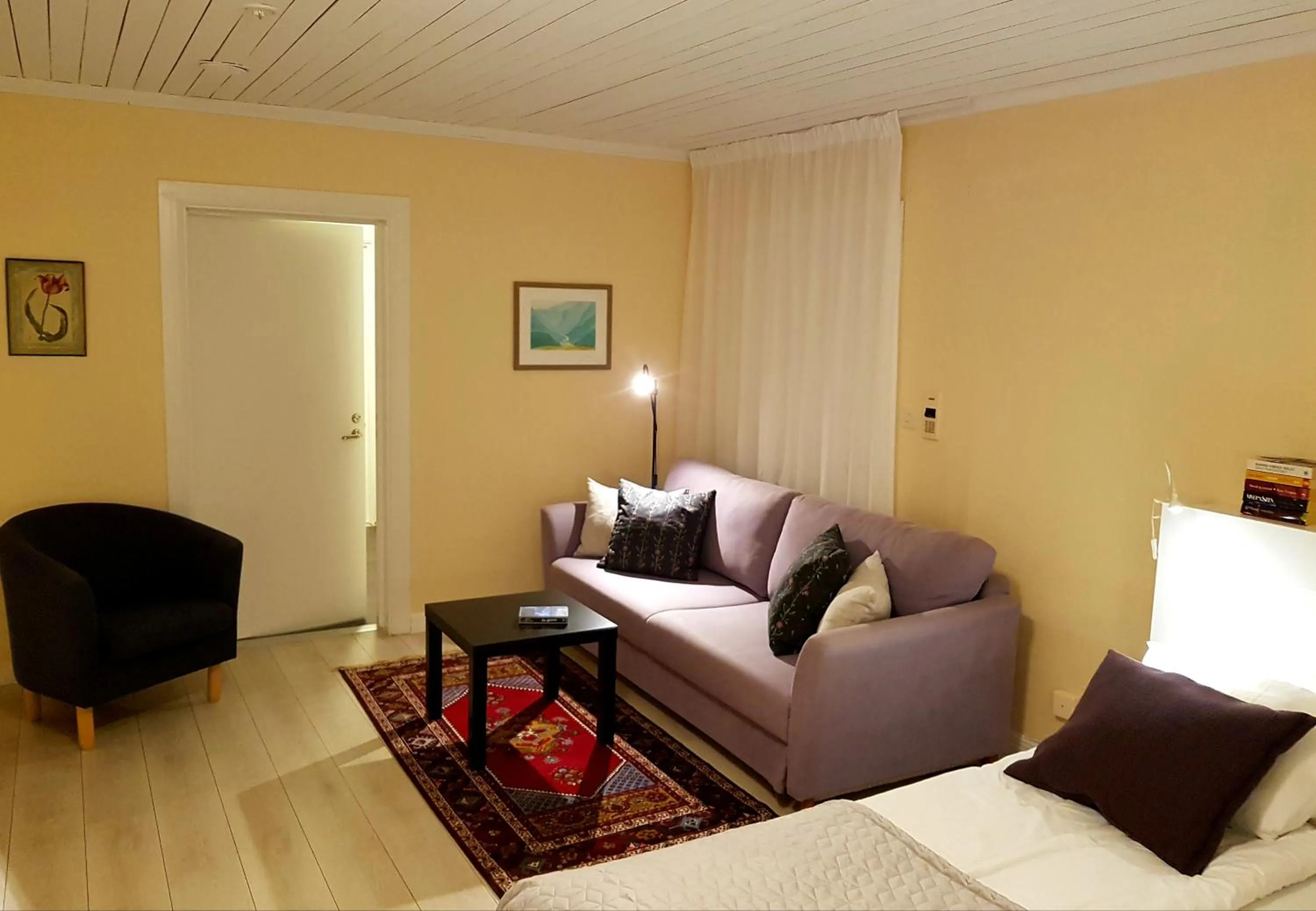 Seating area in Ulvsby Herrgård