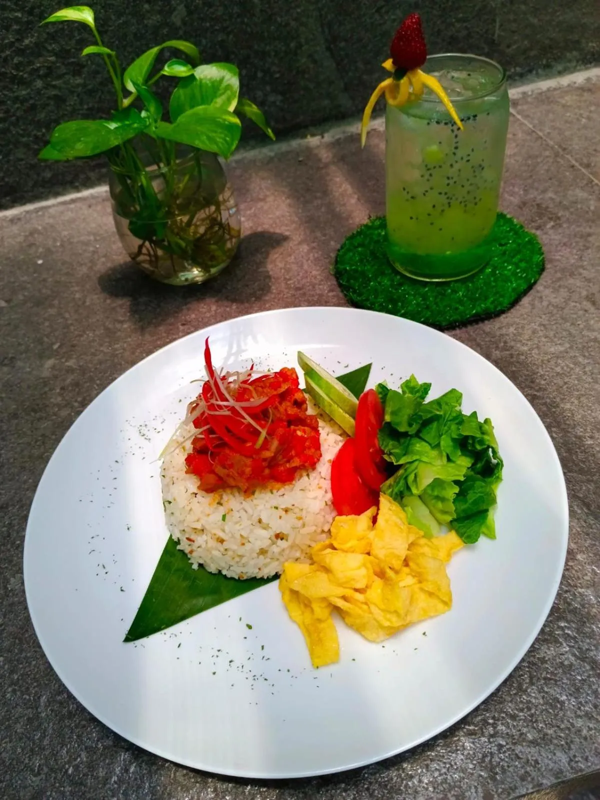 Restaurant/places to eat in Whiz Hotel Falatehan Jakarta