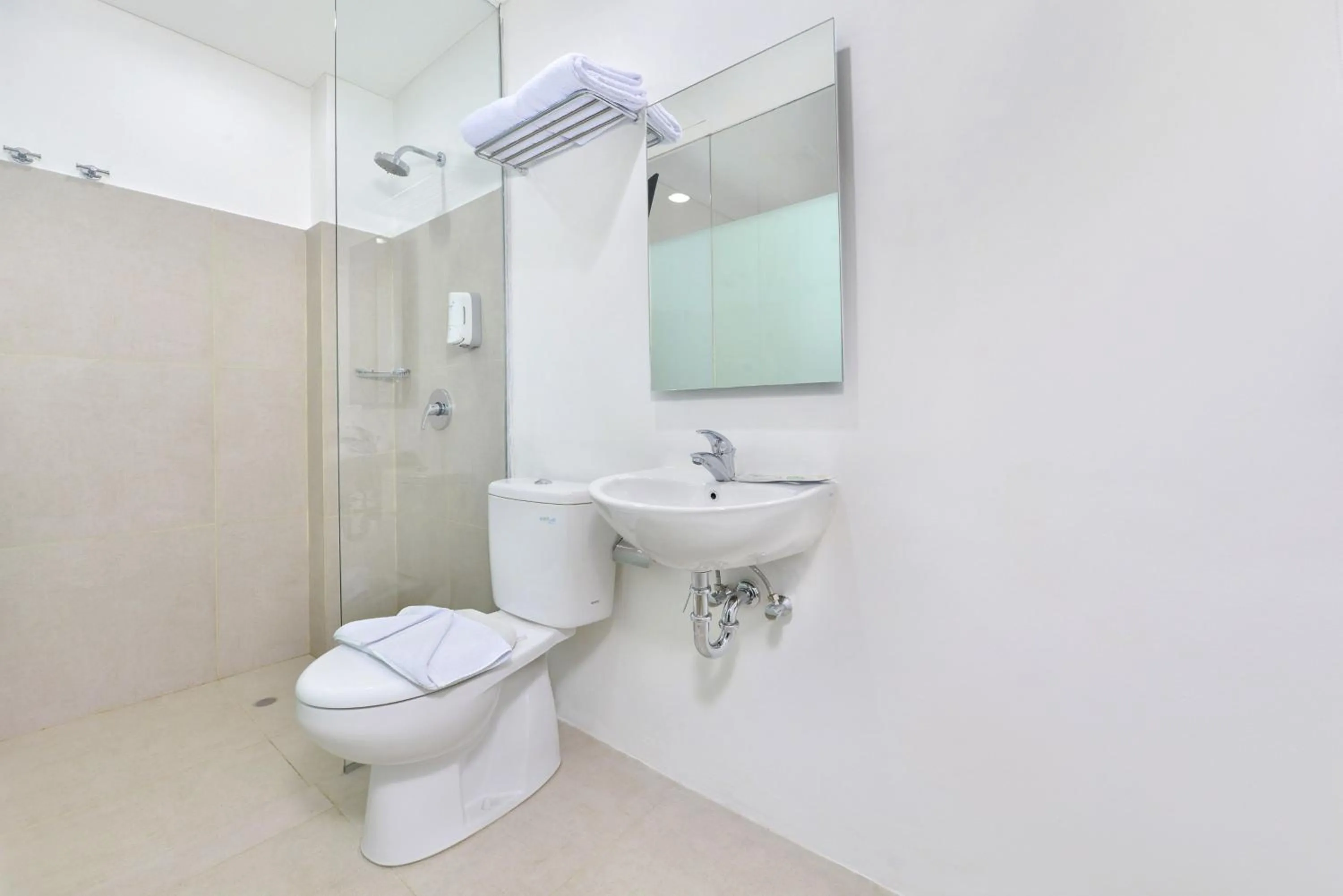 Toilet in Whiz Hotel Falatehan Jakarta