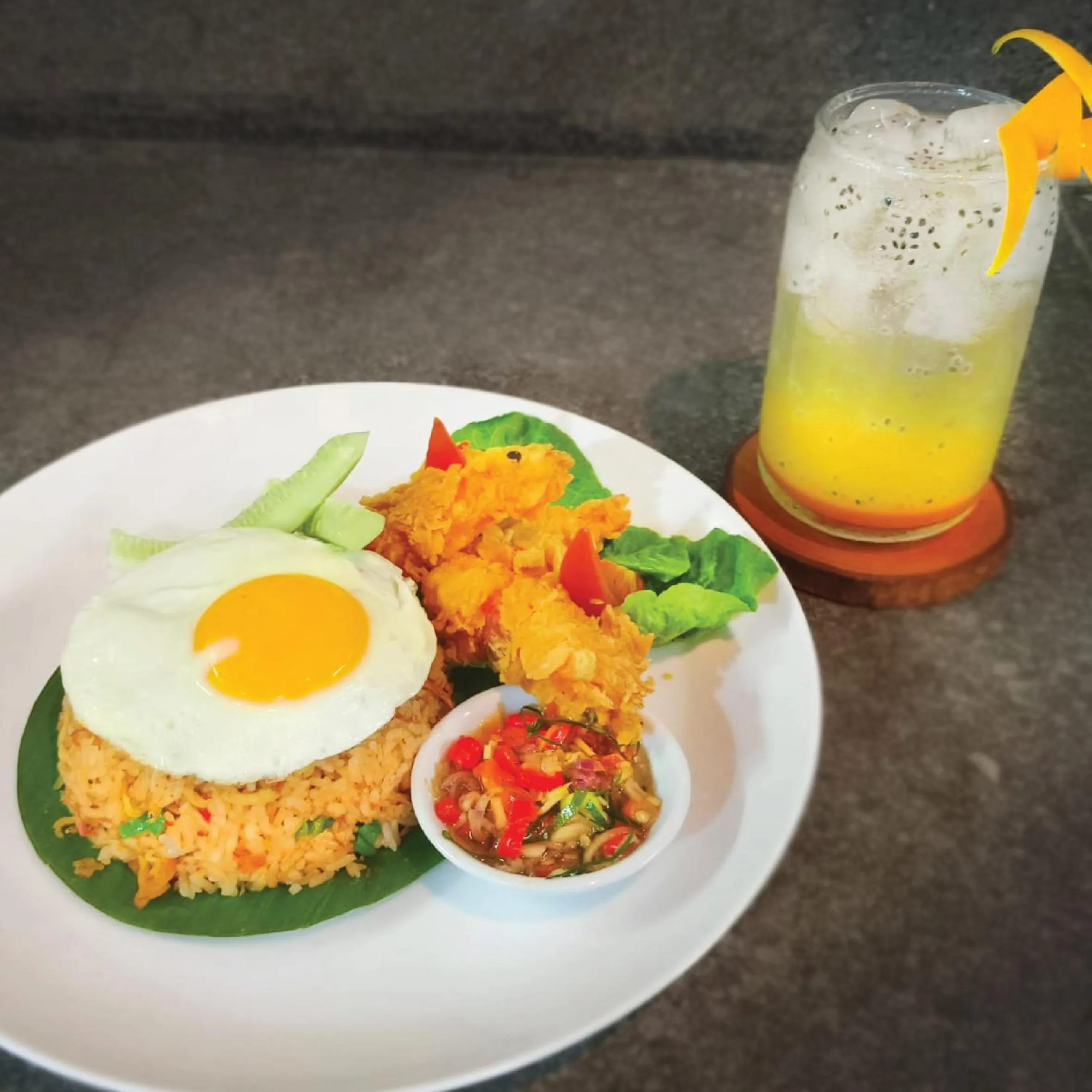 Restaurant/places to eat in Whiz Hotel Falatehan Jakarta