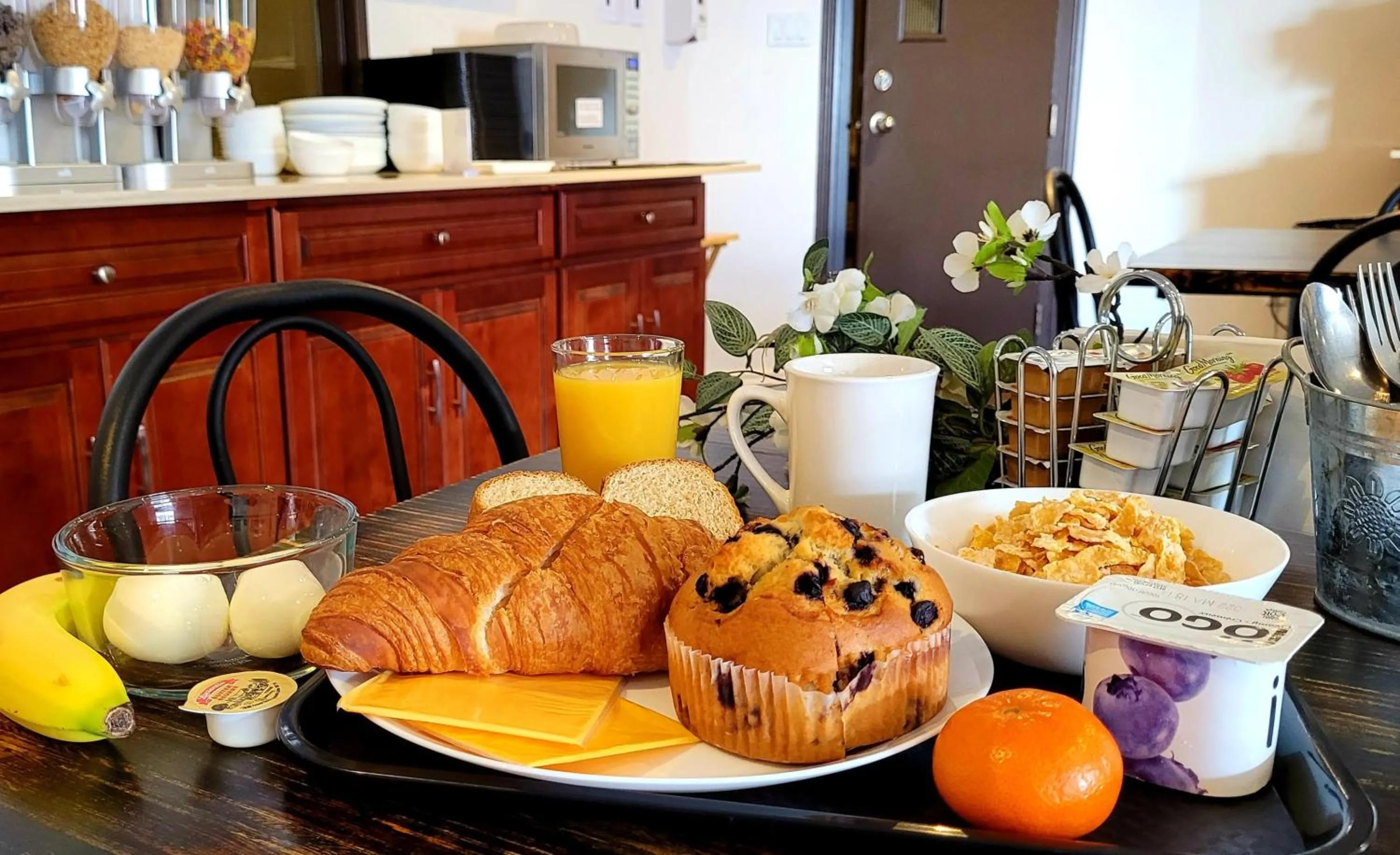 Breakfast in Hotel et Motel Le Chateauguay