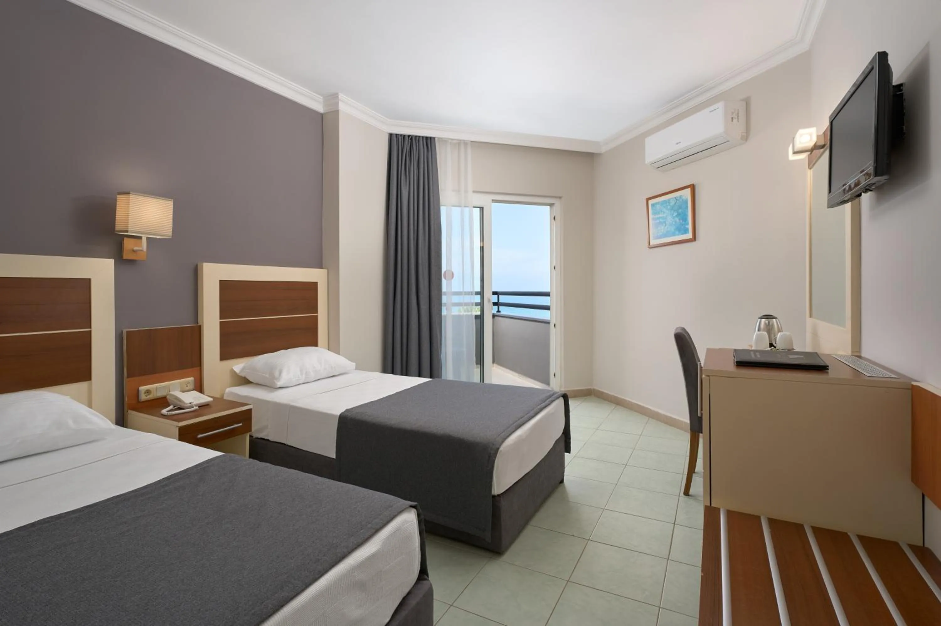 TV and multimedia in Kaila Krizantem Hotel