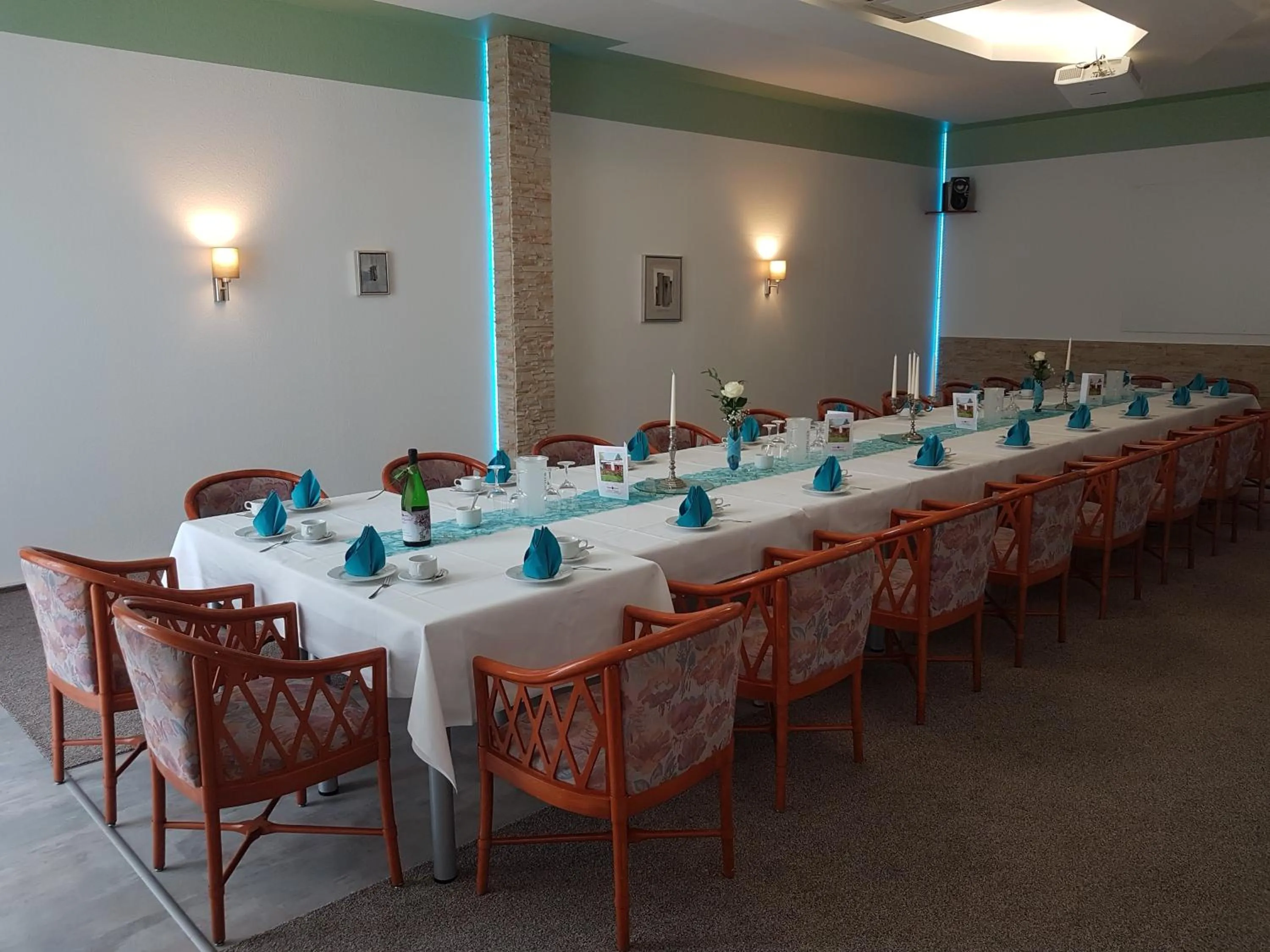 Restaurant/places to eat in Rosen-Hotel