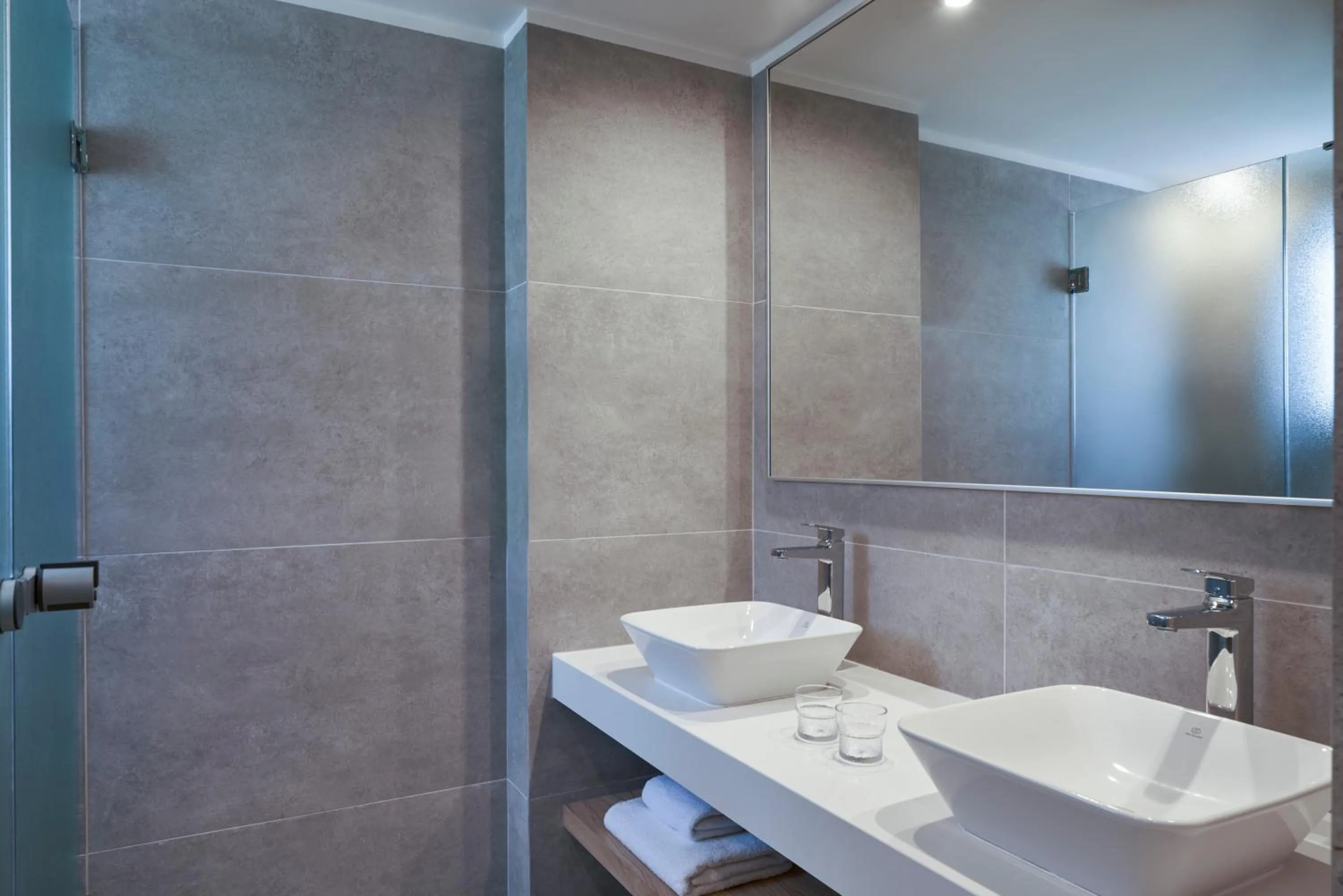 Shower in Atlantica Mikri Poli Rhodes