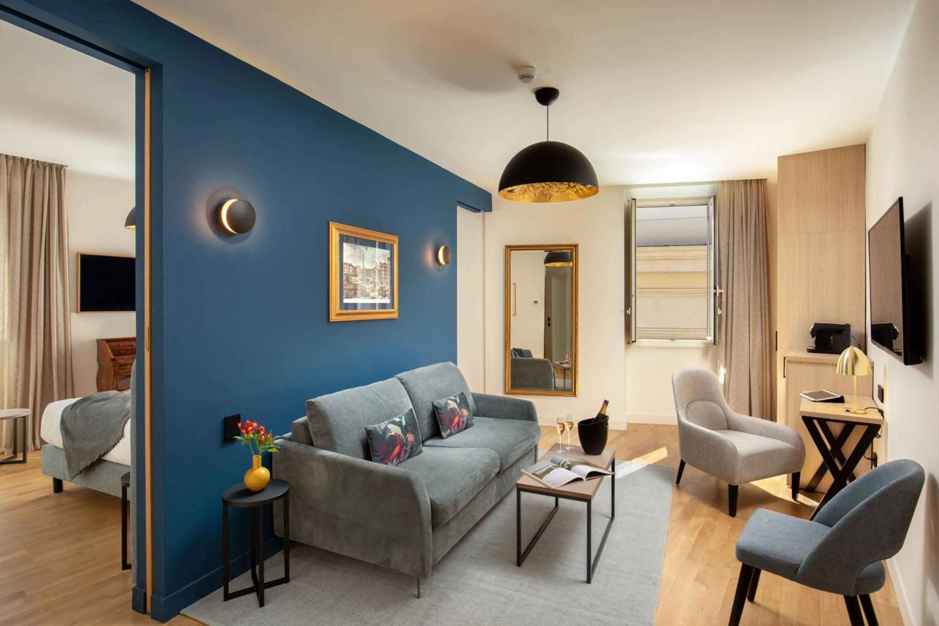 Photo of the whole room in 9Hotel Cesari