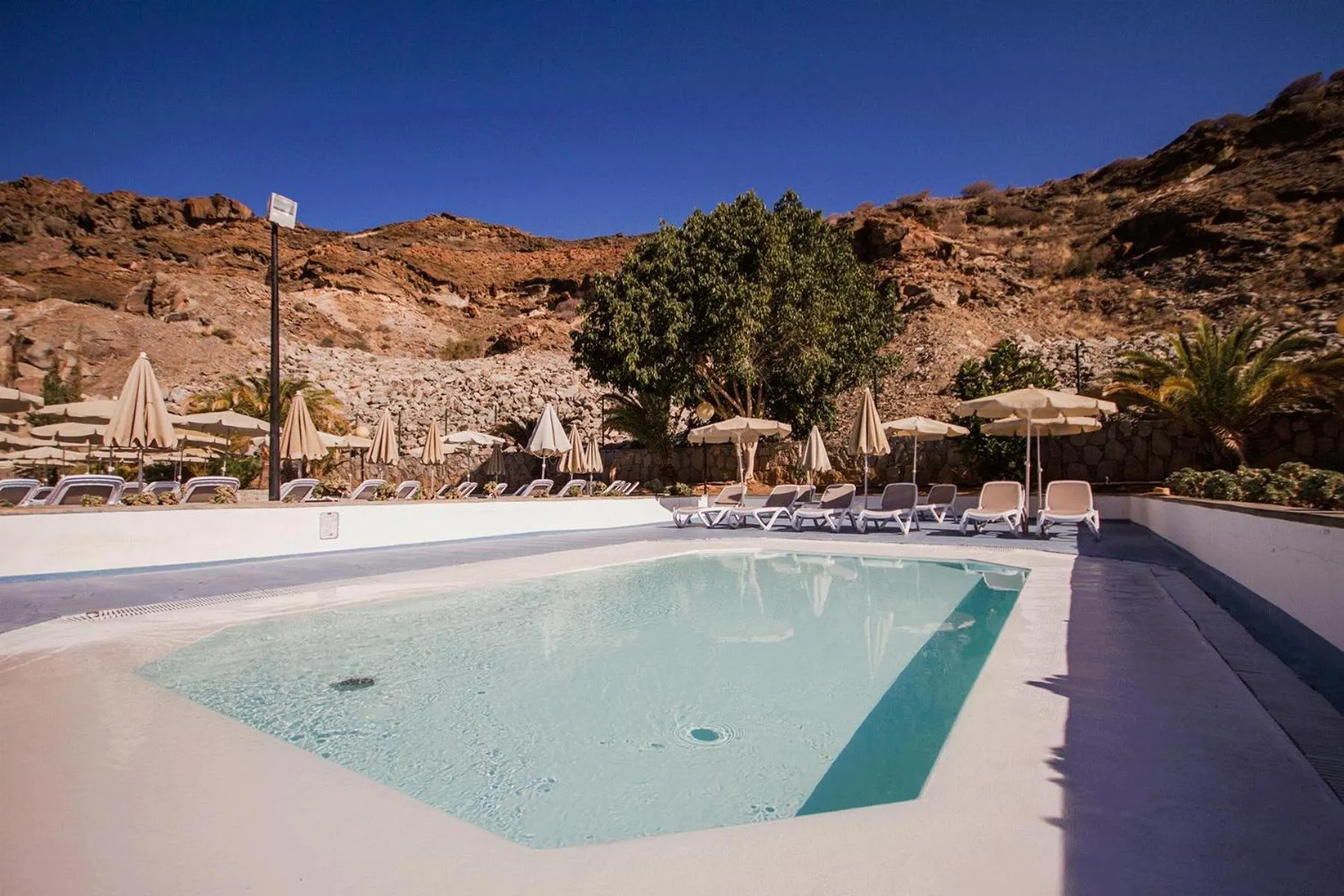 Swimming pool in Servatur Terrazamar Sun Suite
