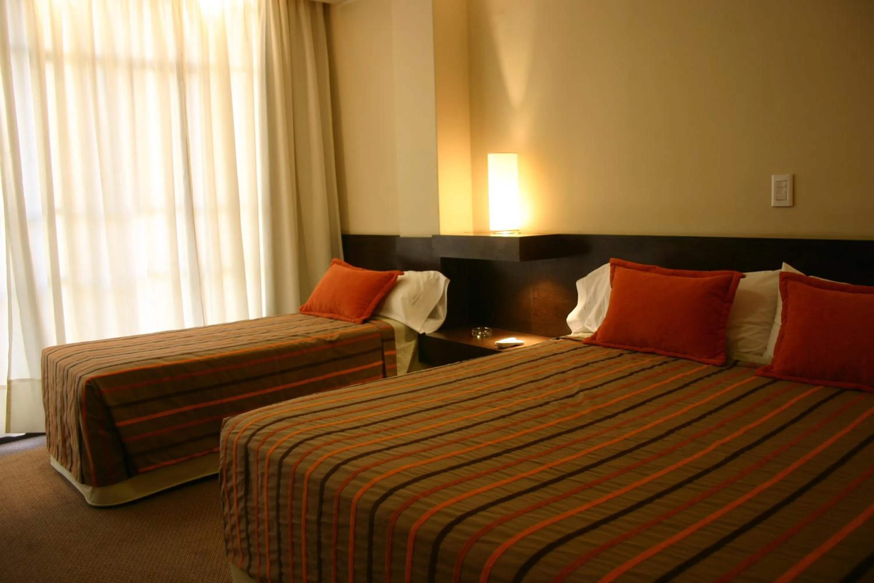 Bedroom, Bed in Hotel Cordon Del Plata
