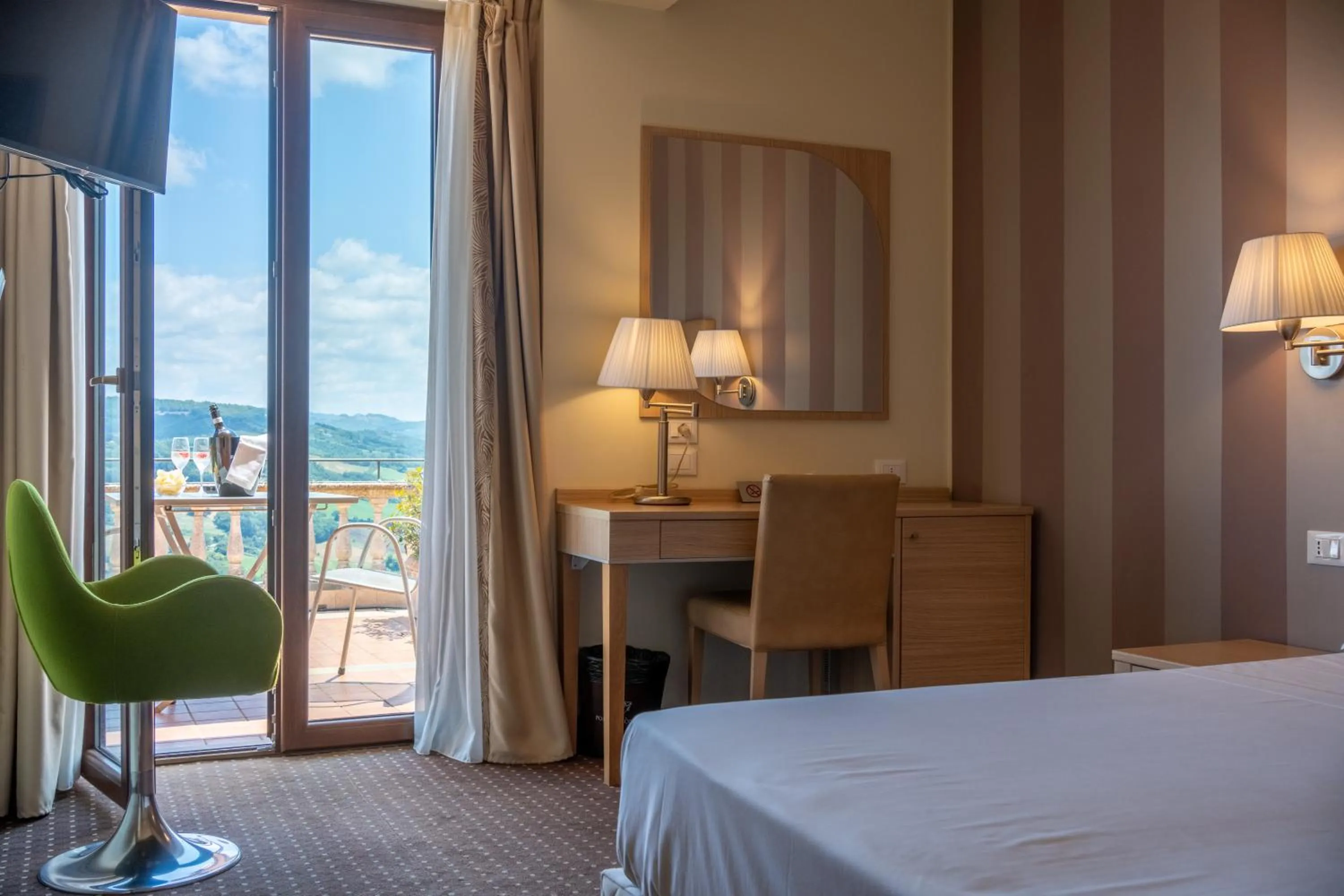 View (from property/room), Bed in Fortebraccio