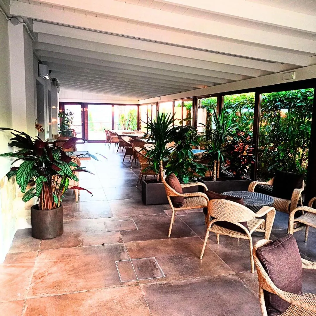 Lounge or bar in Fortebraccio