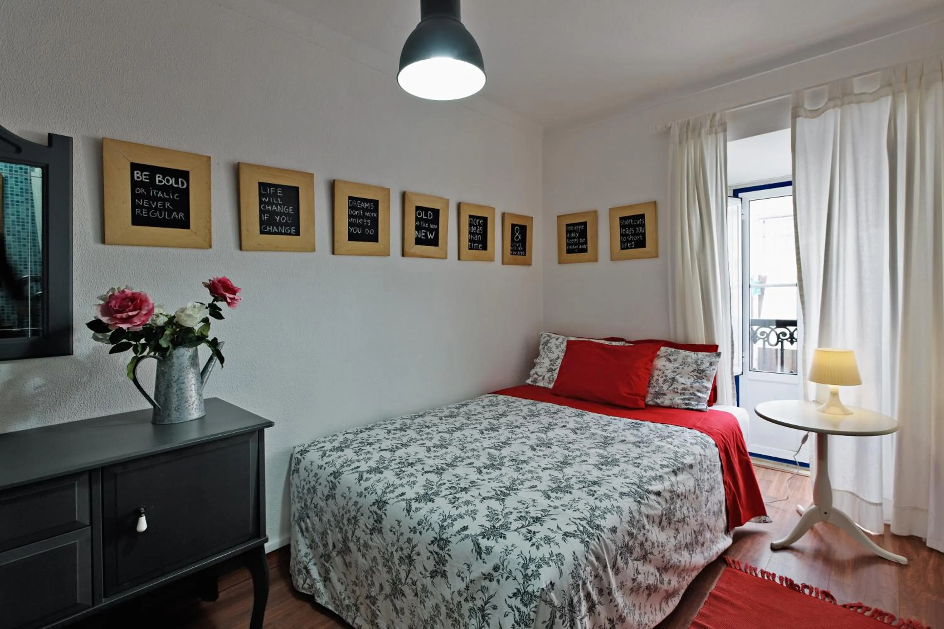 Photo of the whole room, Bed in Vinnus Guesthouse