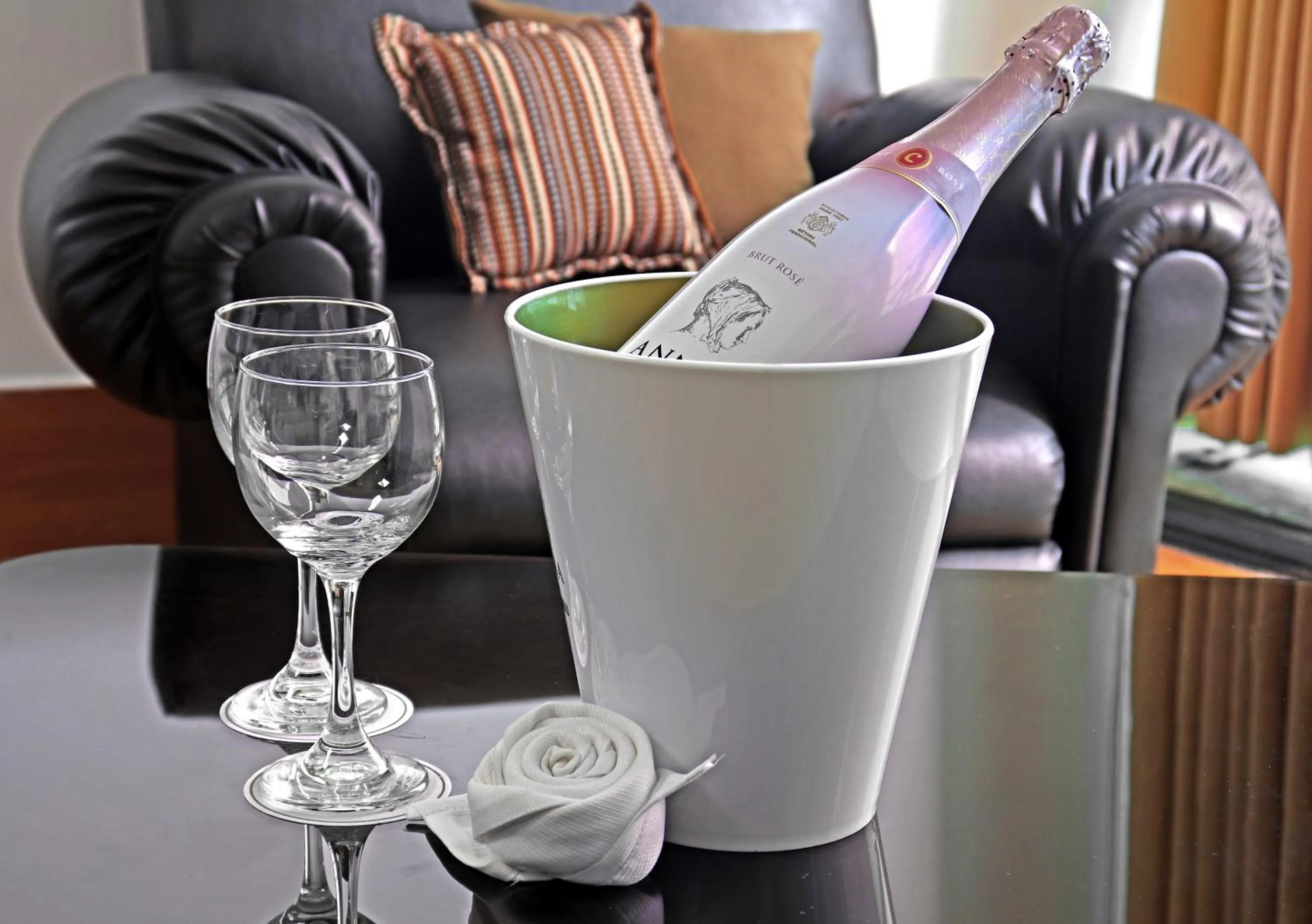 Drinks in Inkari Suites Hotel