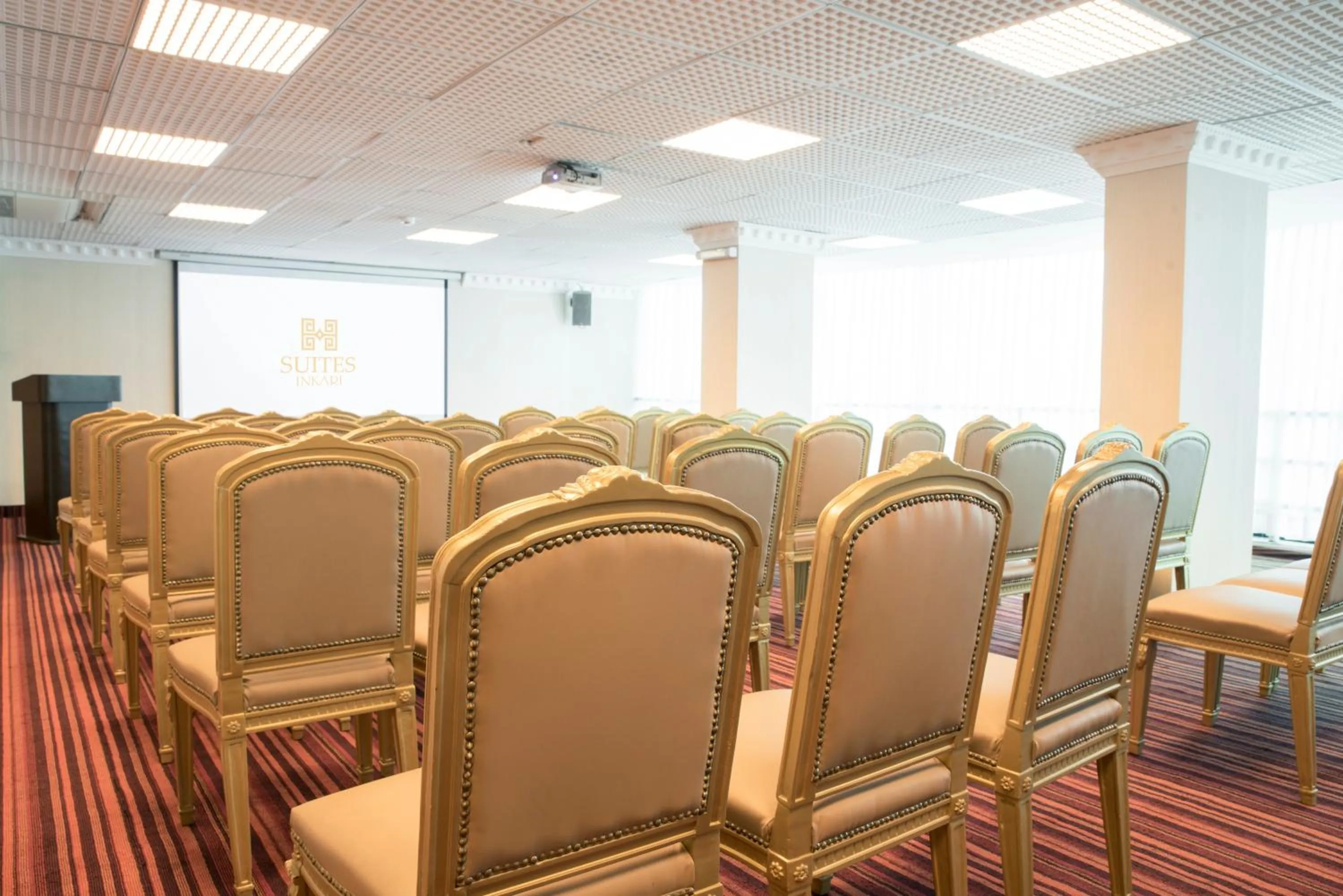 Meeting/conference room in Inkari Suites Hotel