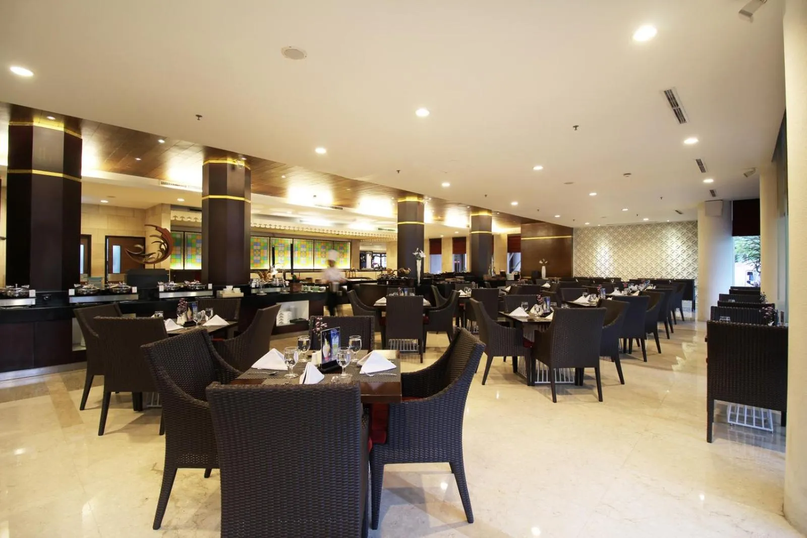Restaurant/places to eat in Hotel Santika Premiere Jogja
