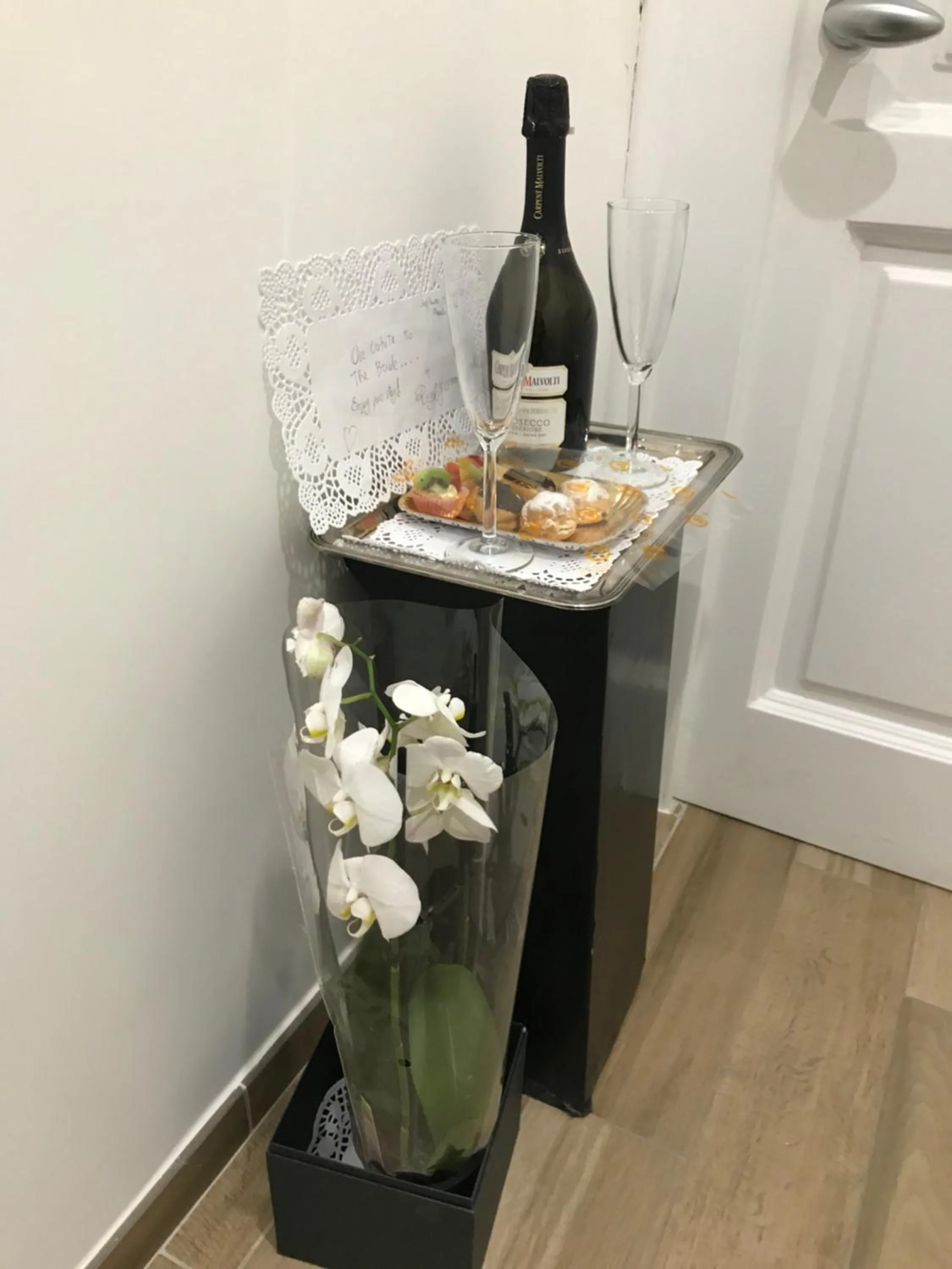 Food and drinks in Royal Gismonda