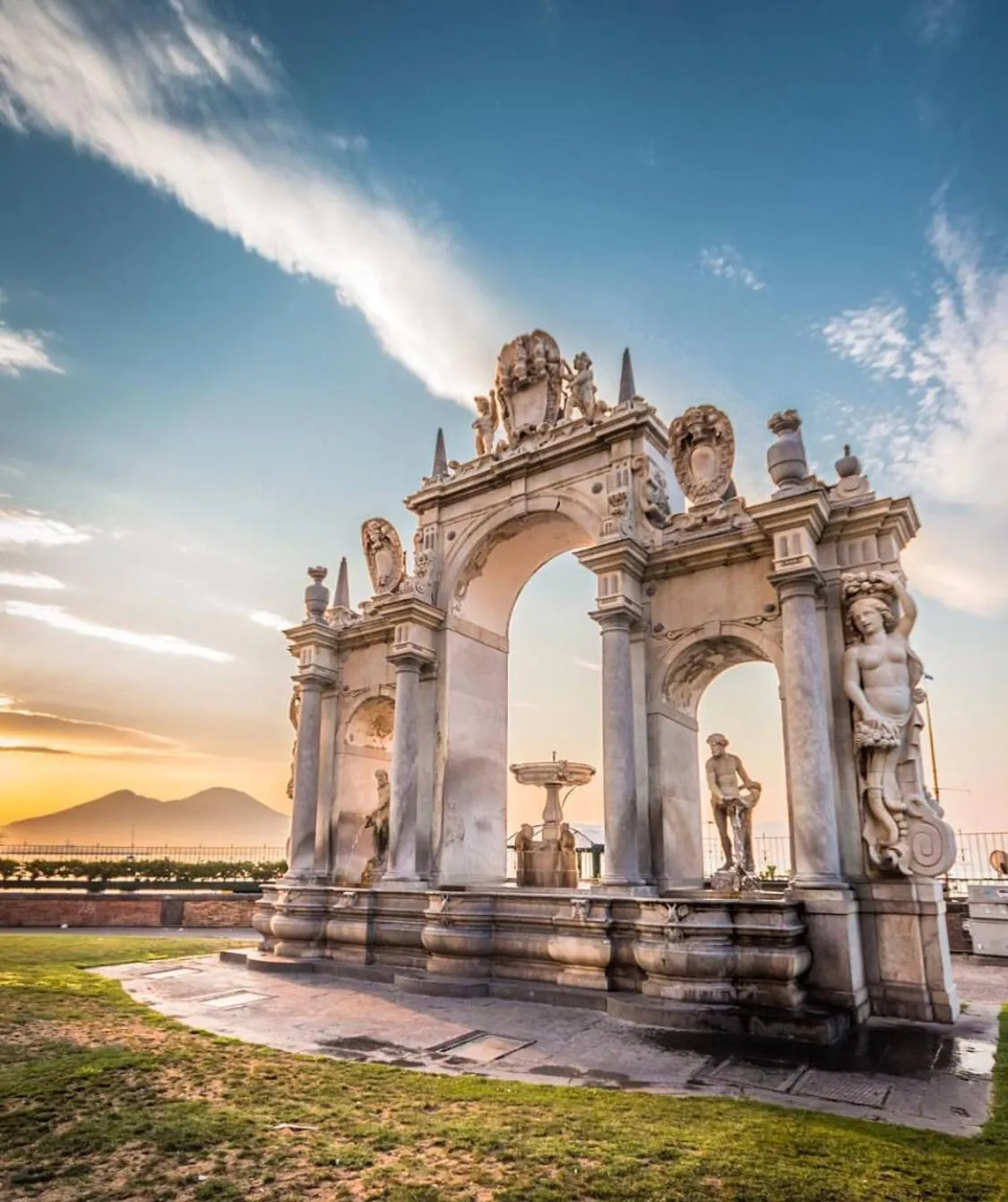 Nearby landmark in Royal Gismonda