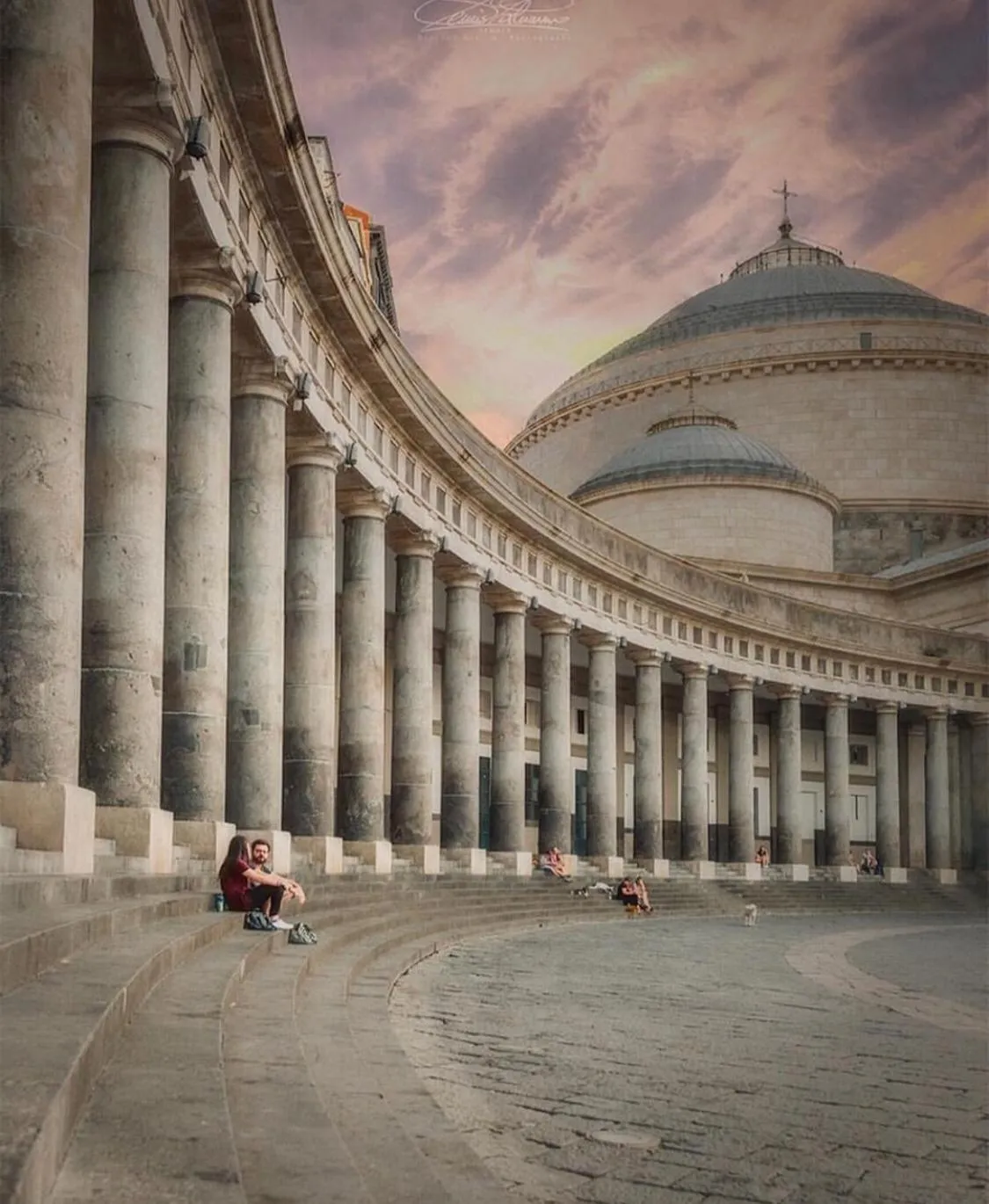 Nearby landmark in Royal Gismonda