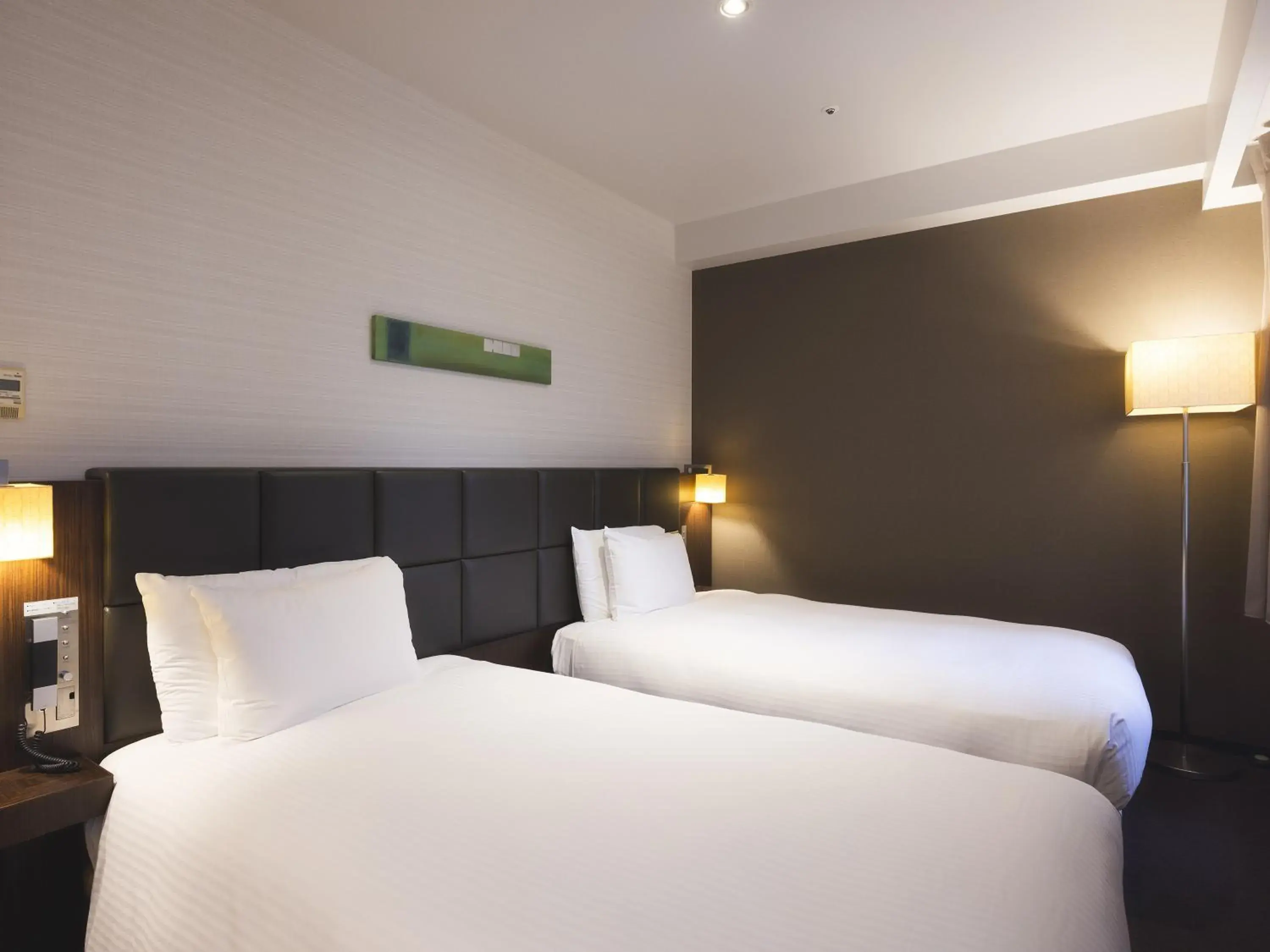 Deluxe Twin Room - Non-Smoking in Hotel Gracery Tokyo Tamachi Deluxe Twin Room - Non-Smoking in Hotel Gracery Tokyo Tamachi