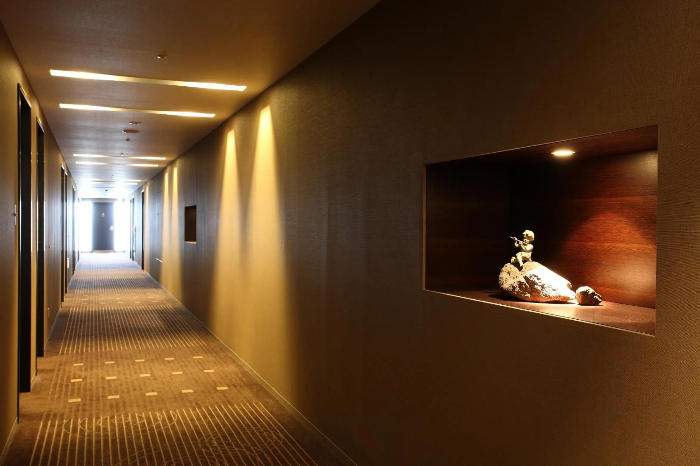 Decorative detail in Hotel Gracery Tokyo Tamachi