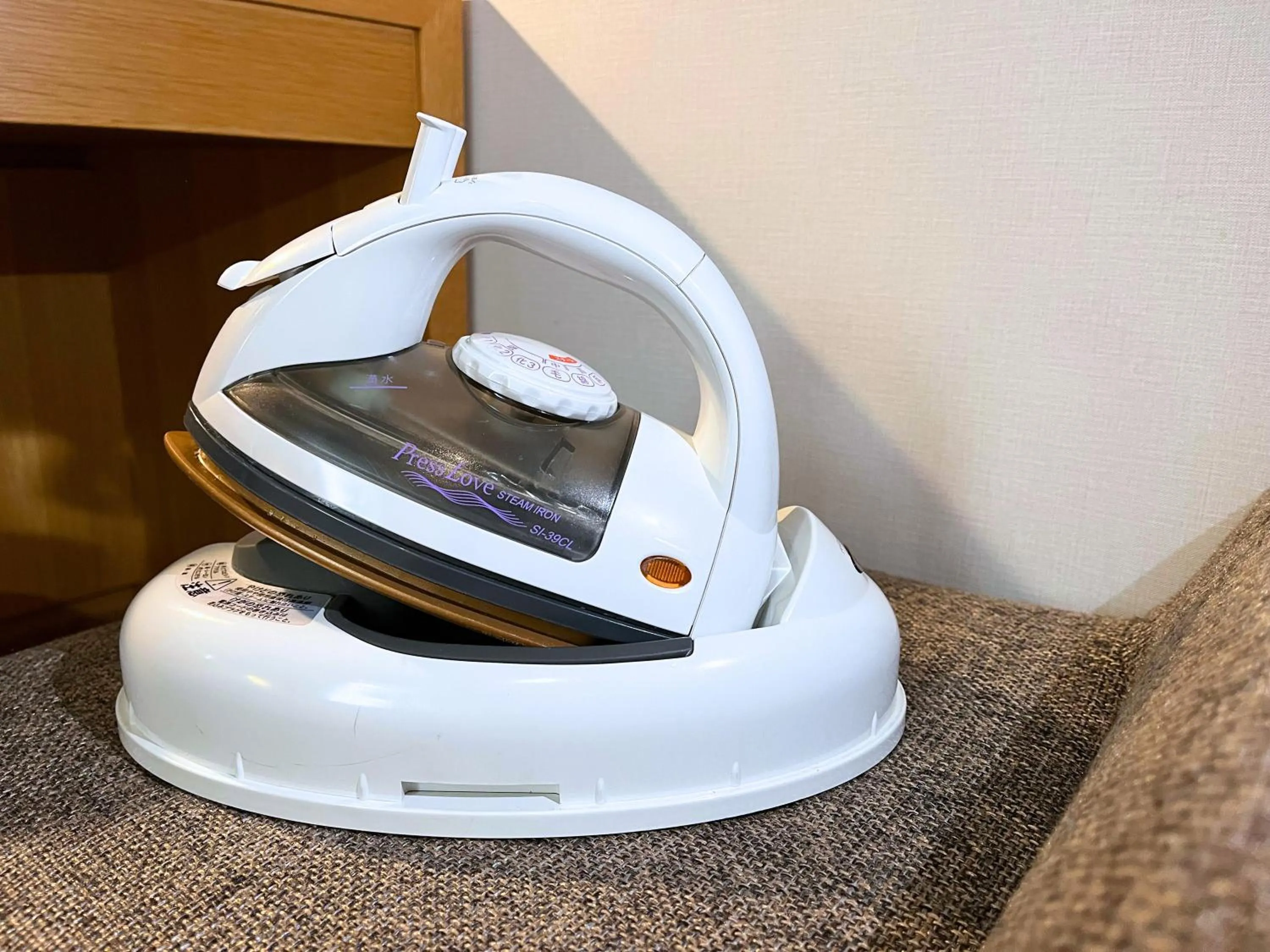 flat iron in Hotel Gracery Tokyo Tamachi