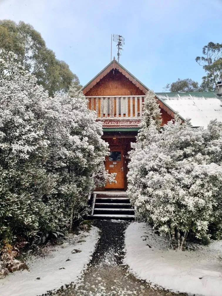 Property building in Cradle Highlander