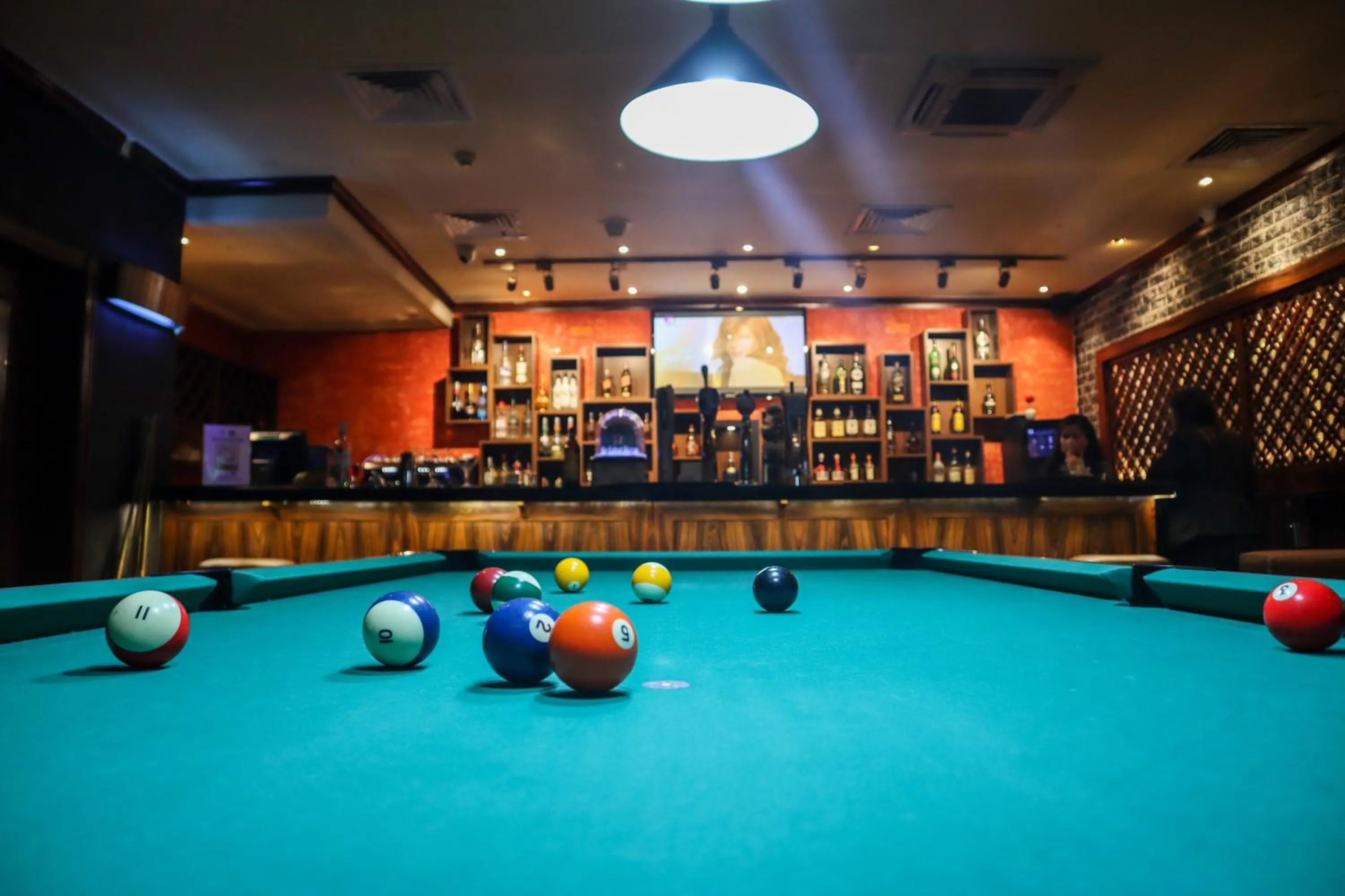 Lounge or bar in Vision Imperial Hotel Formerly Excelsior Hotel Downtown