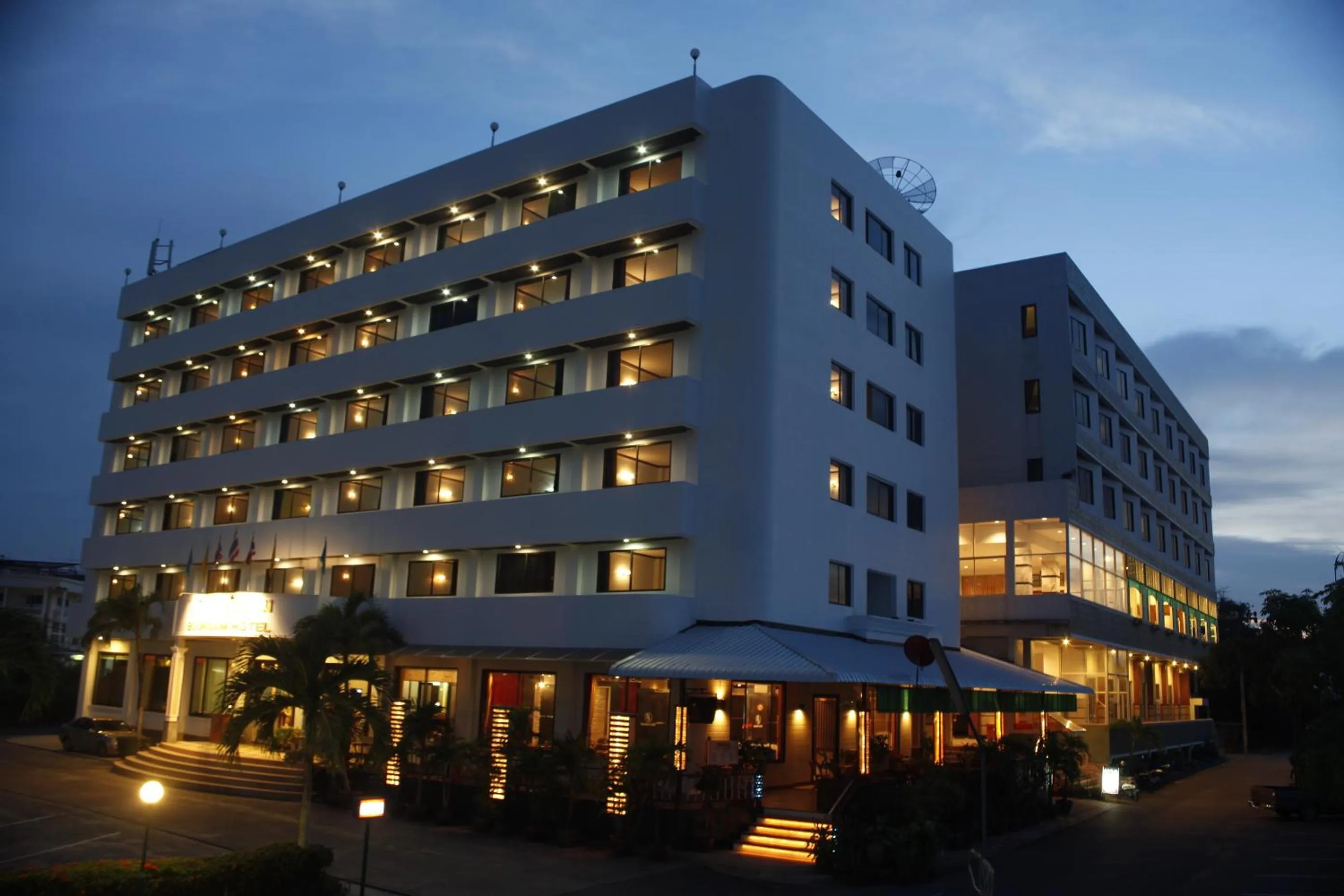 Property building in Boon Siam Hotel