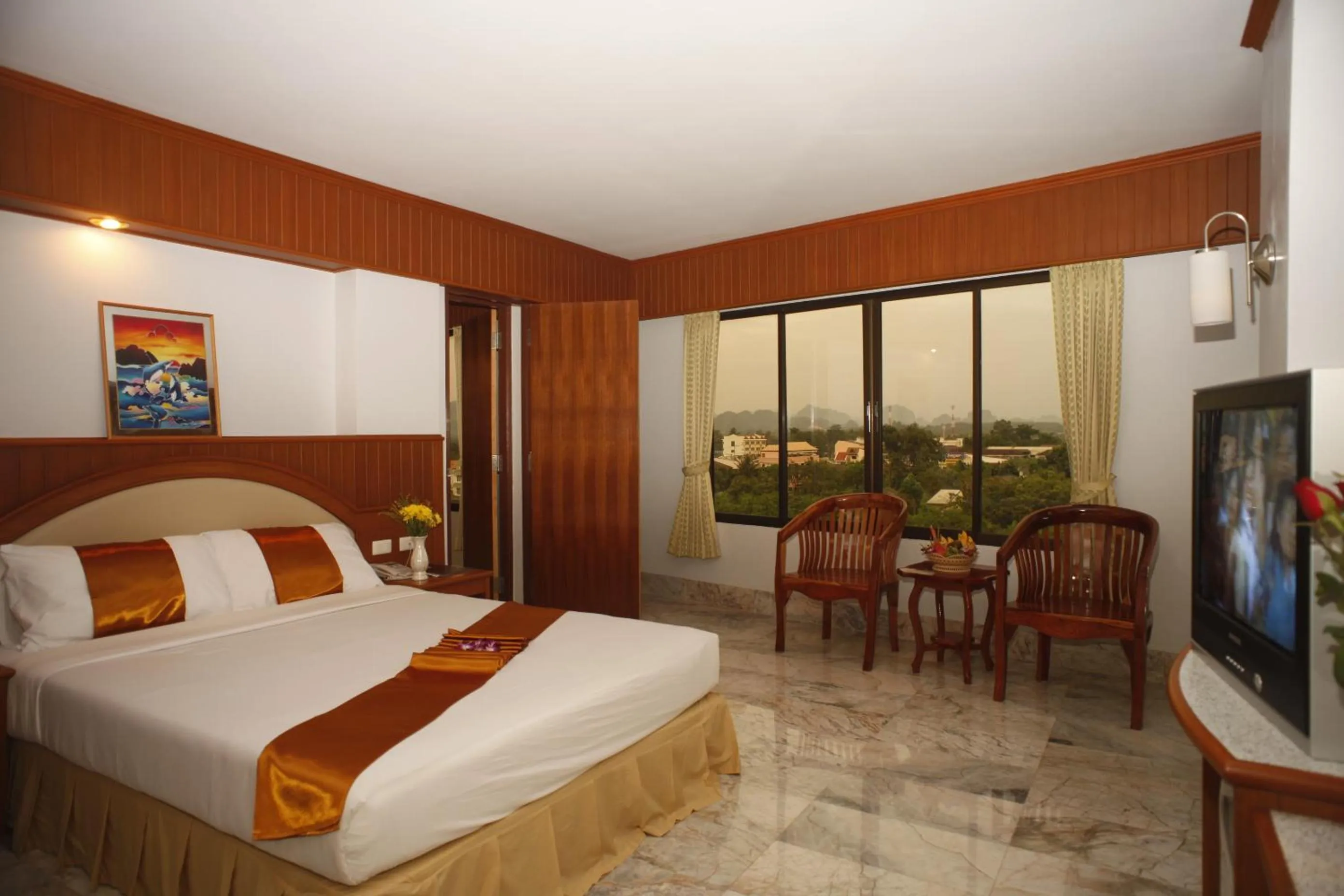 Photo of the whole room, Bed in Boon Siam Hotel