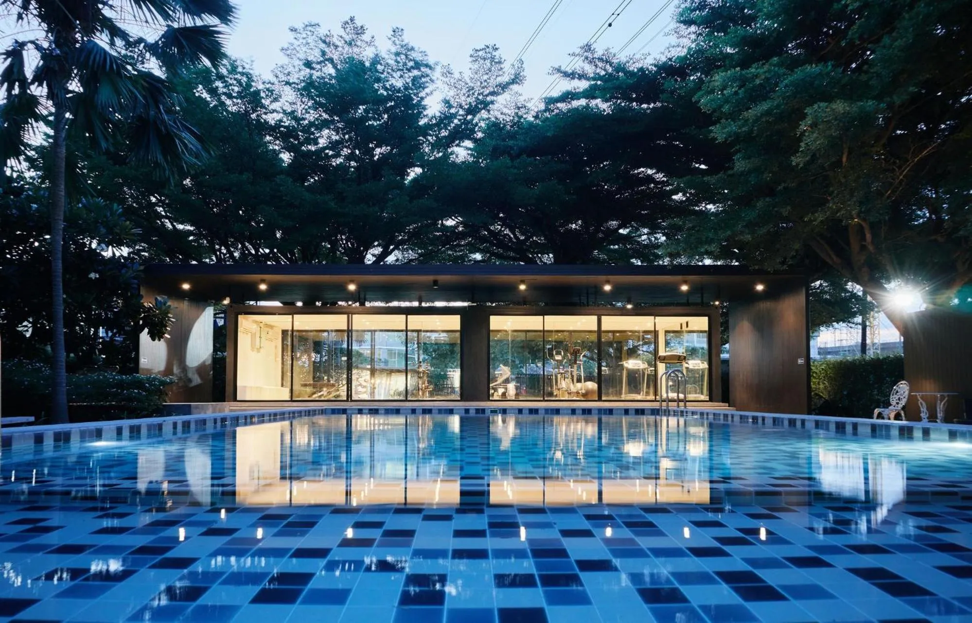 Swimming pool in Sunday Platinum Suites