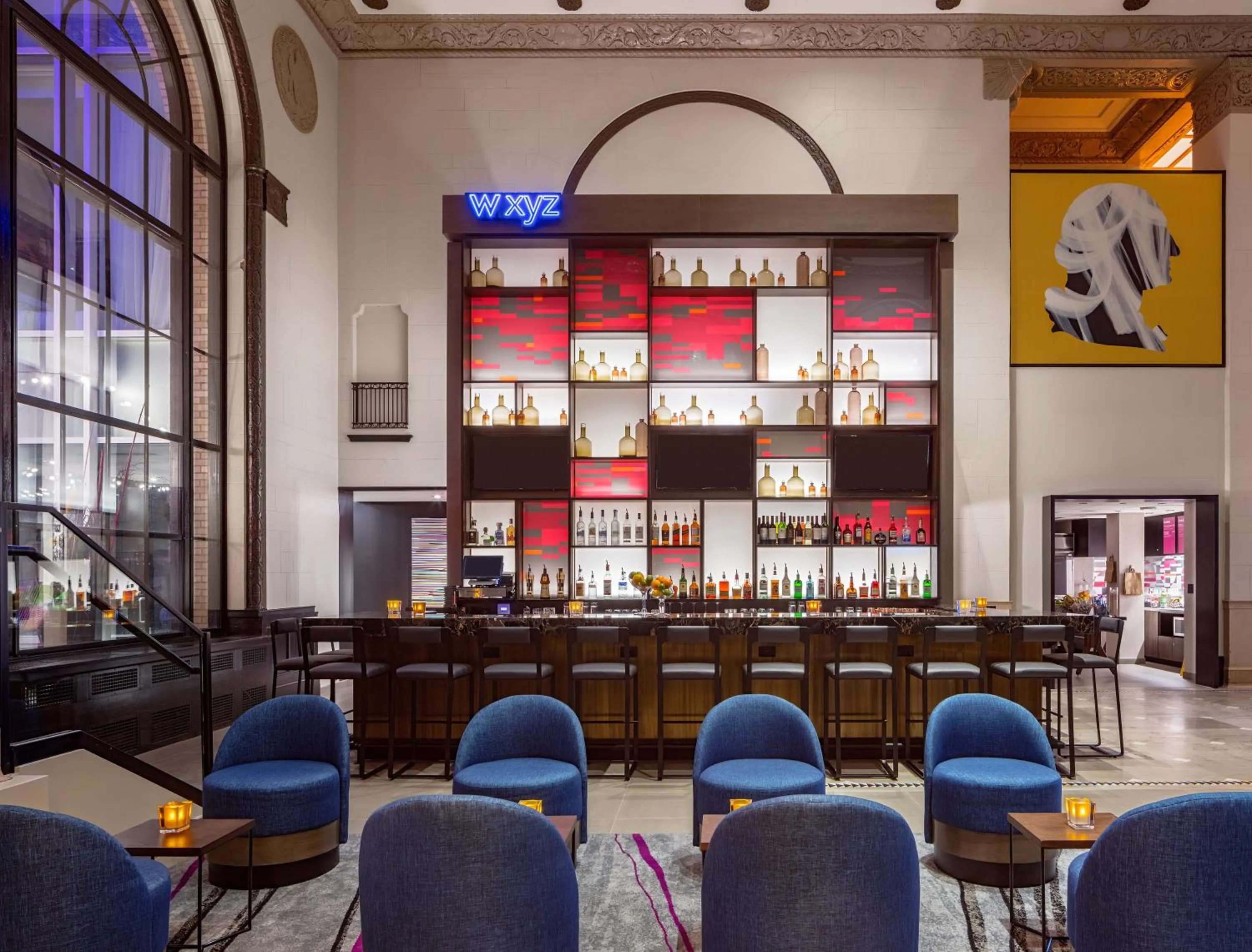Lounge or bar in Aloft Philadelphia Downtown
