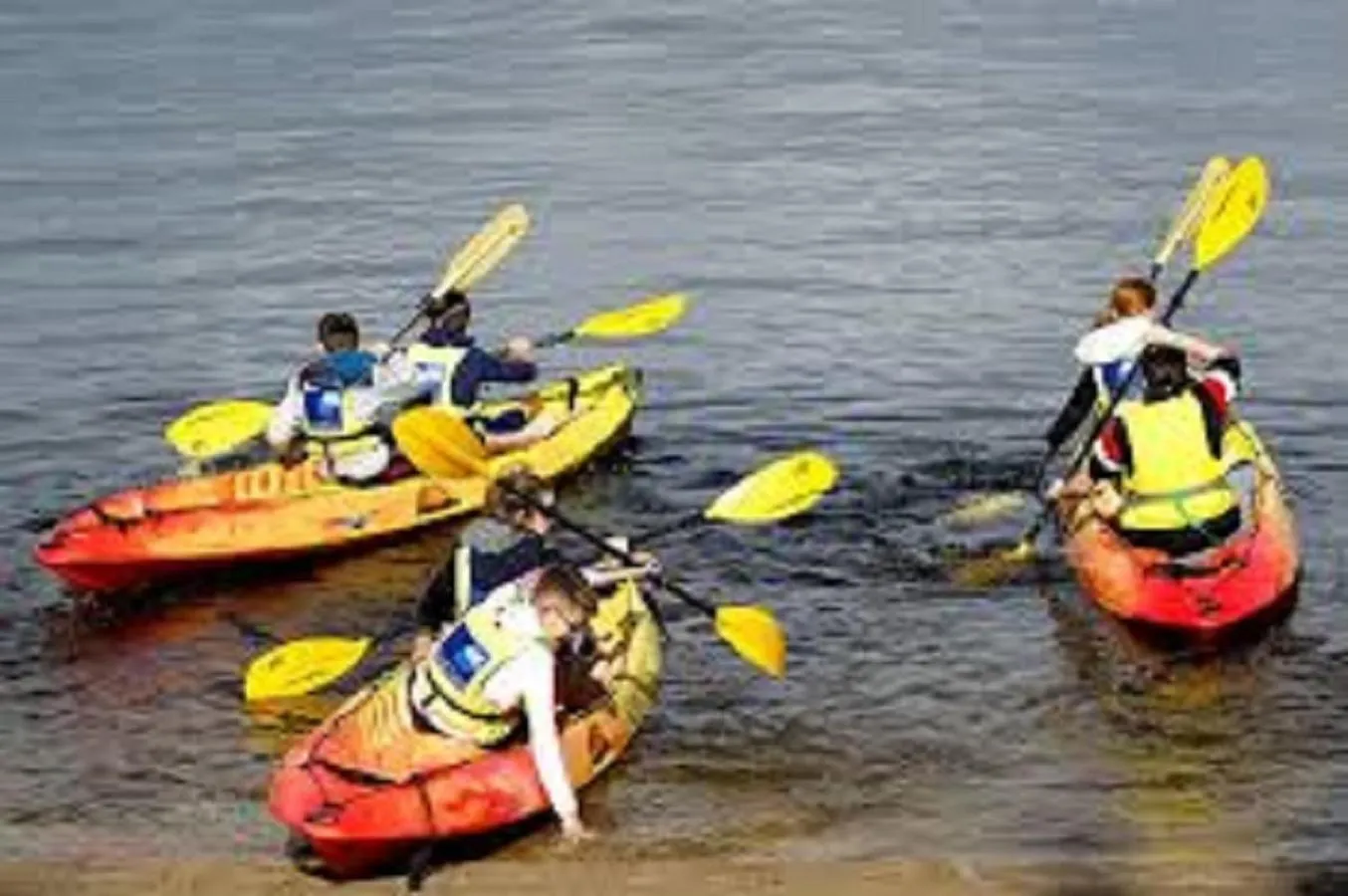 Canoeing in Hotel Logis Au Moyne de Saire