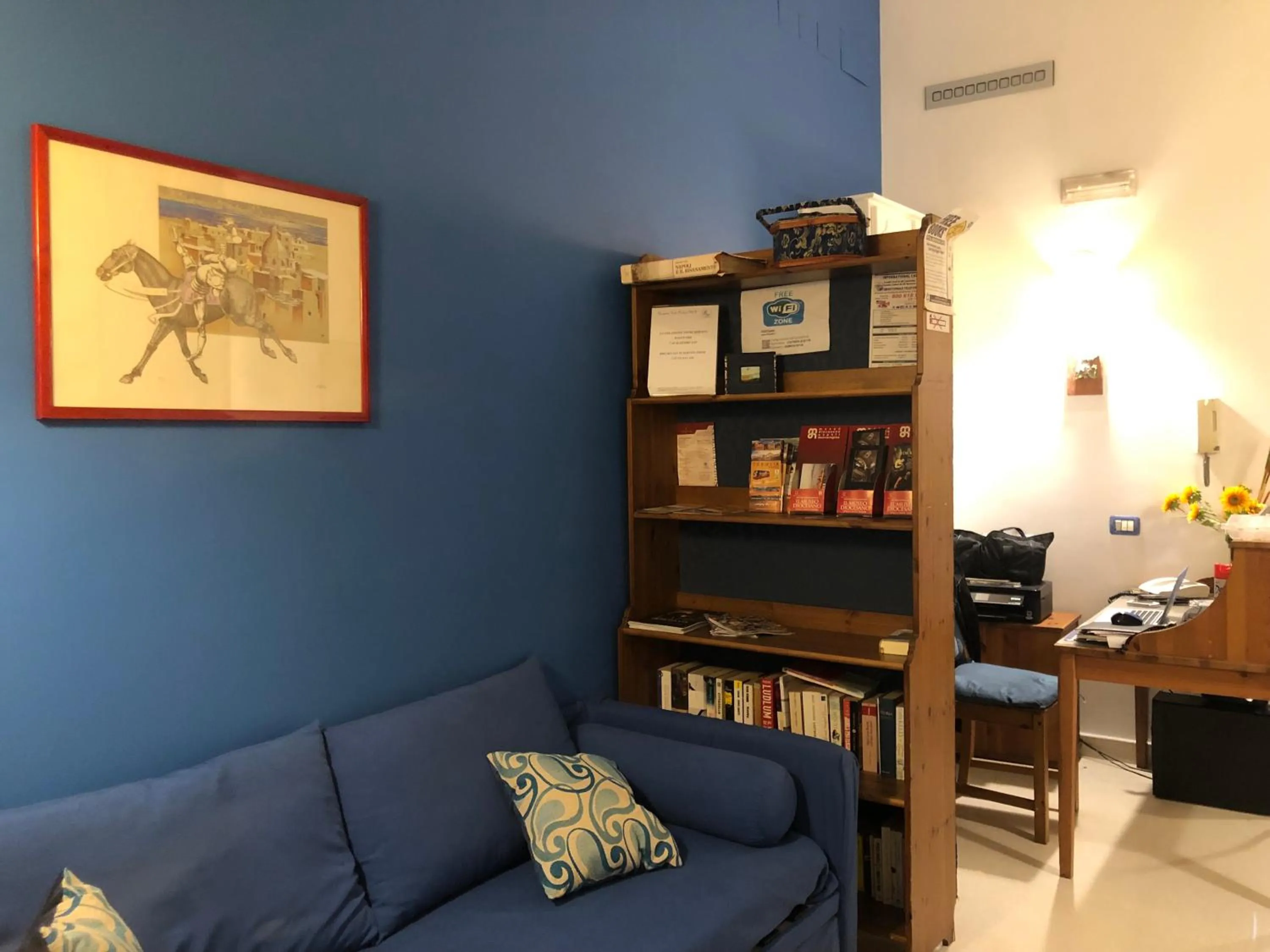 Library in B&B Bonapace Portanolana