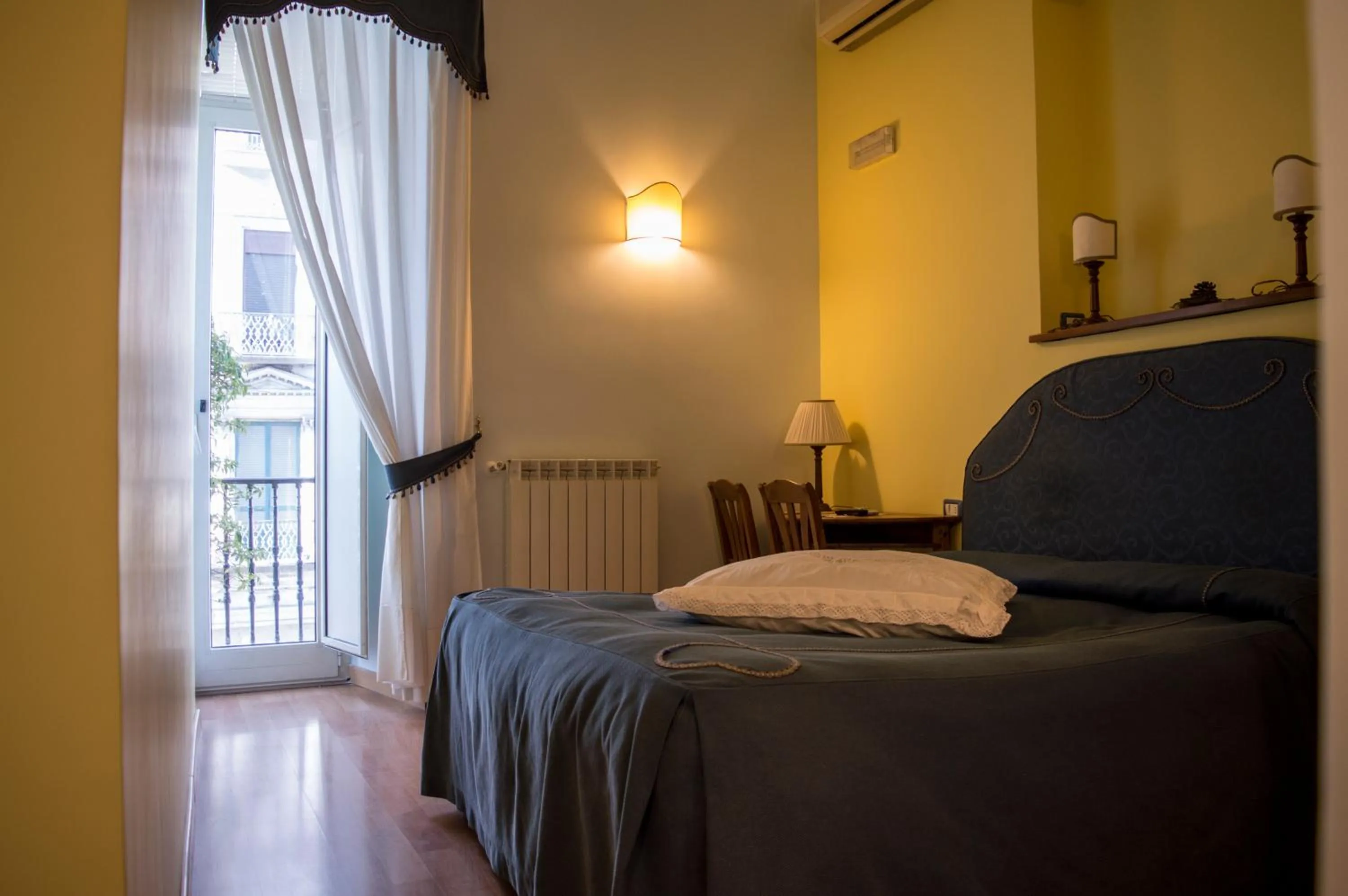 Photo of the whole room, Bed in B&B Bonapace Portanolana