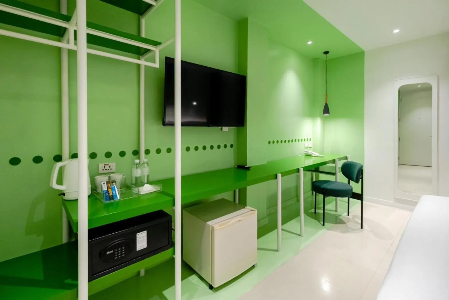 Photo of the whole room in Budacco The Living Place