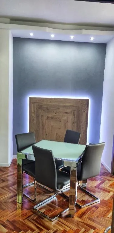 furniture in Covo Degli Angioini