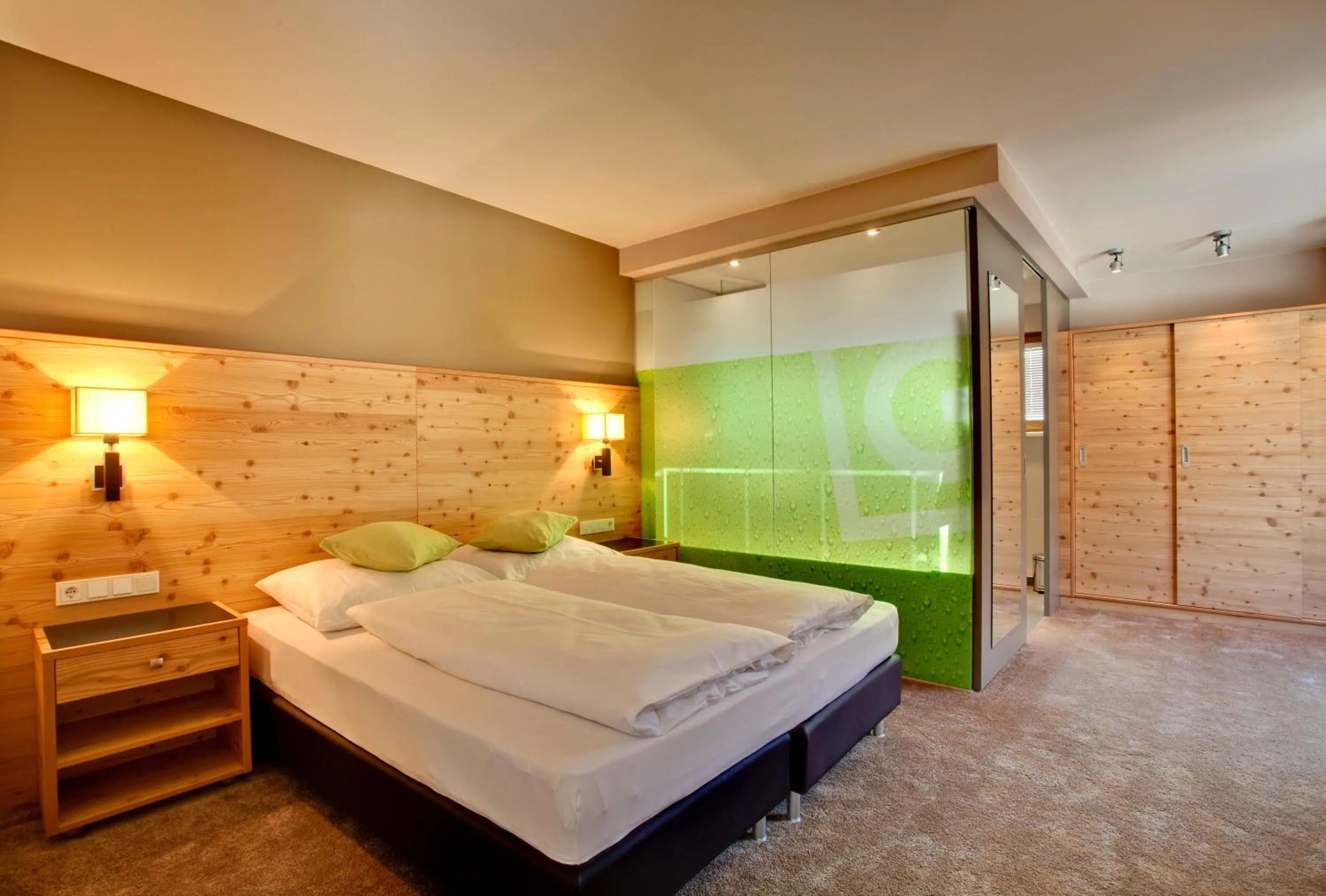 Photo of the whole room, Bed in Hotel Bäckelar Wirt Superior