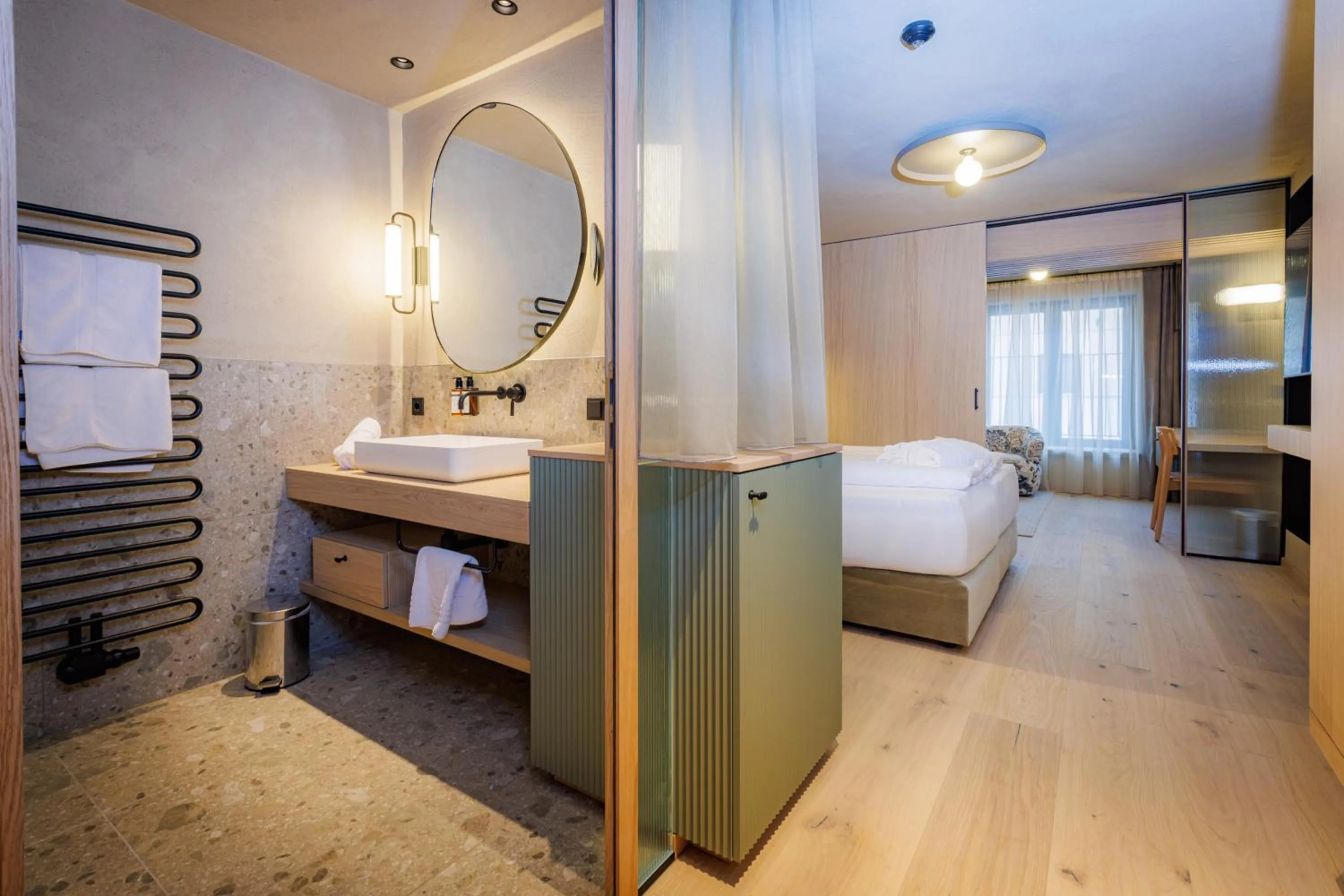 Bedroom, Bed in Hotel Bäckelar Wirt Superior