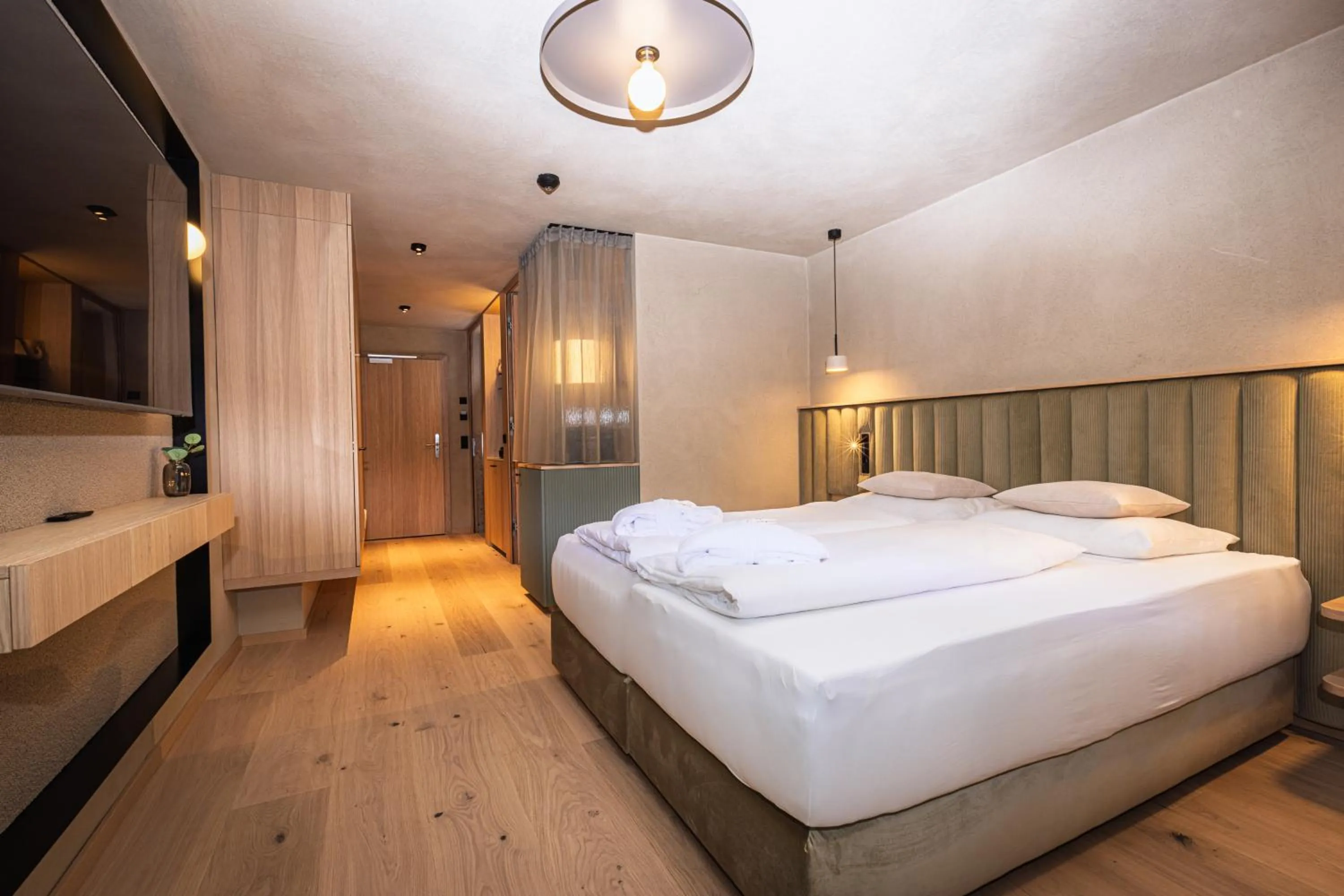 Photo of the whole room, Bed in Hotel Bäckelar Wirt Superior