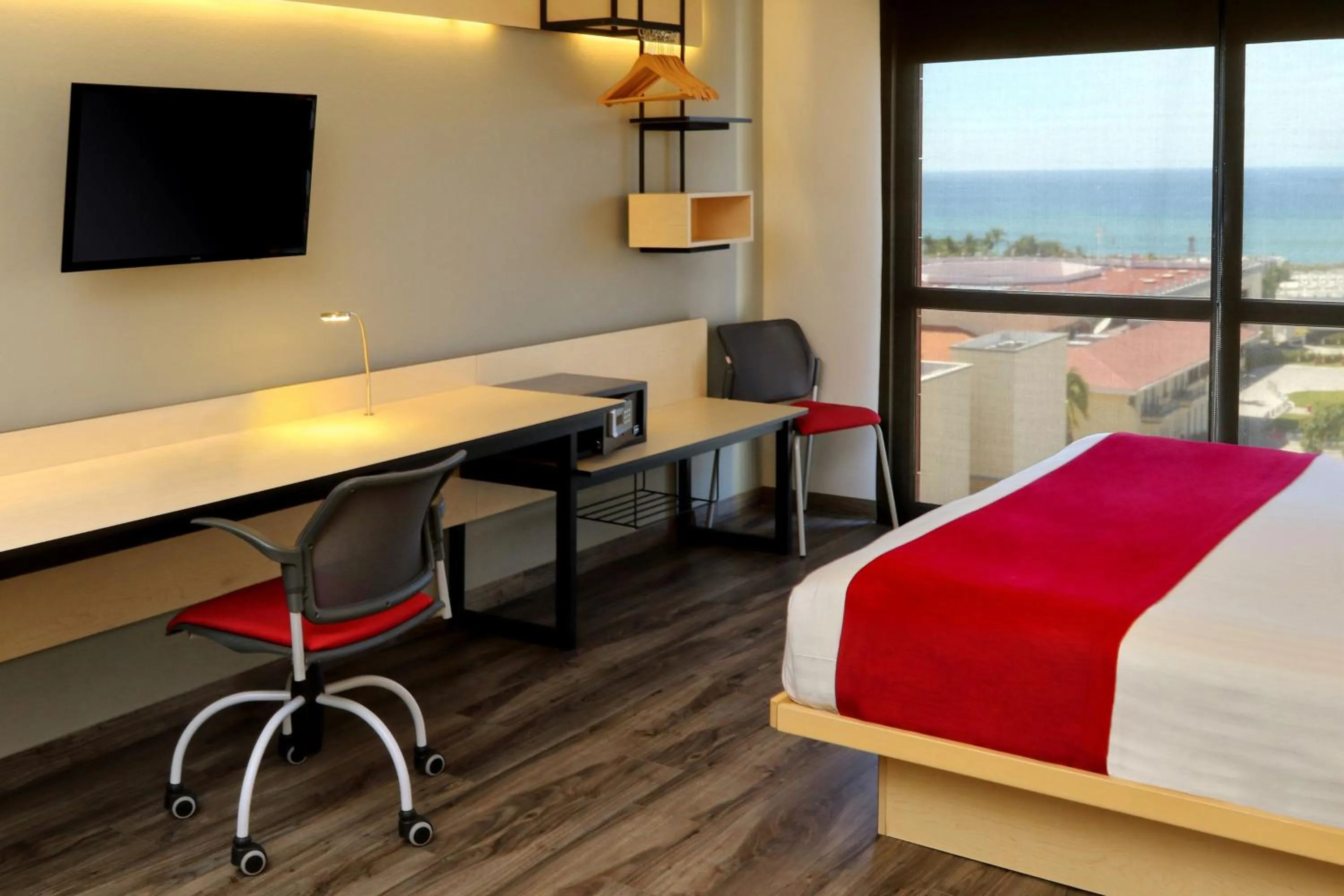 Photo of the whole room, Bed in City Express Plus by Marriott Puerto Vallarta